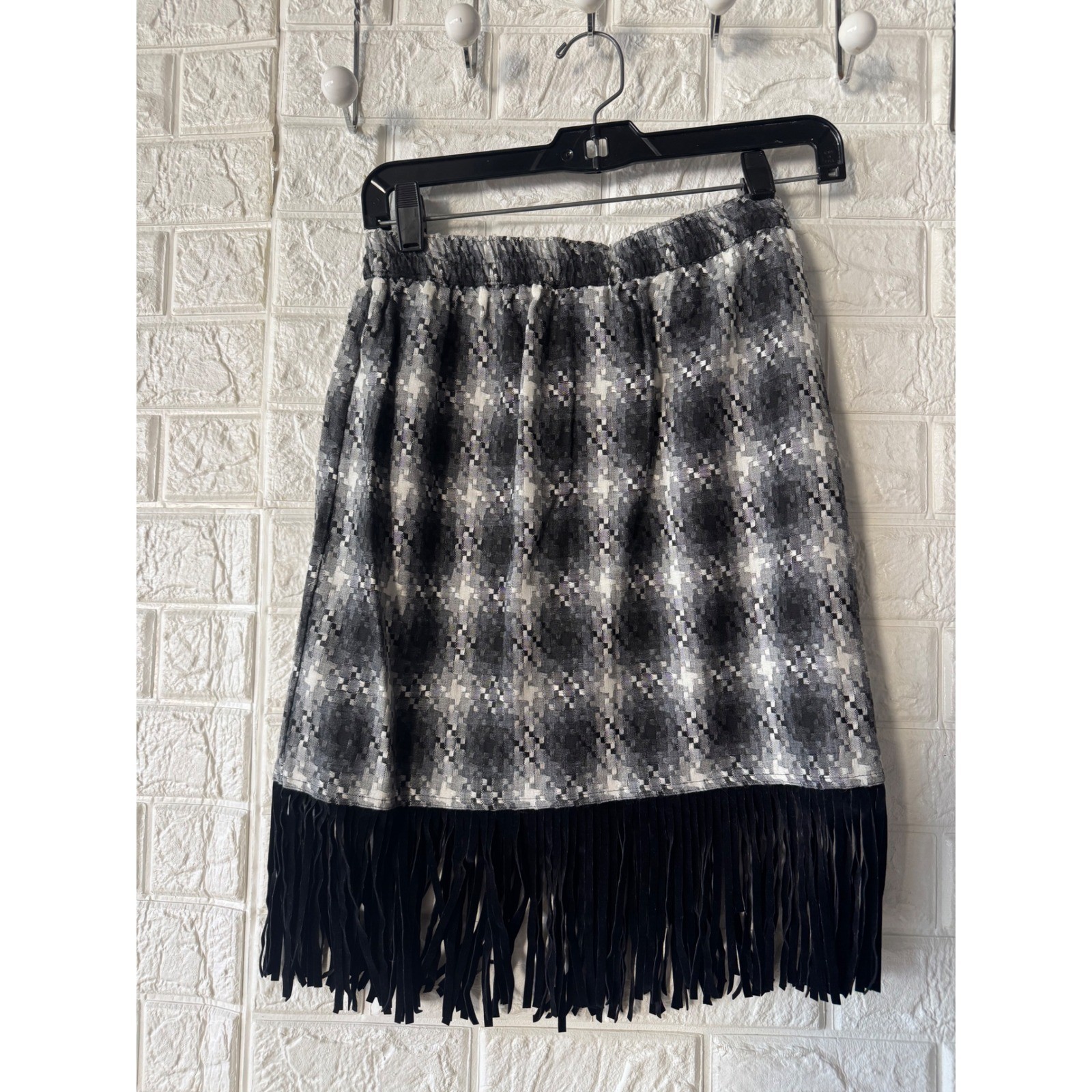 Criscione New York Vtg Plaid Fringe Skirt Black White Woven Petite Knee Length