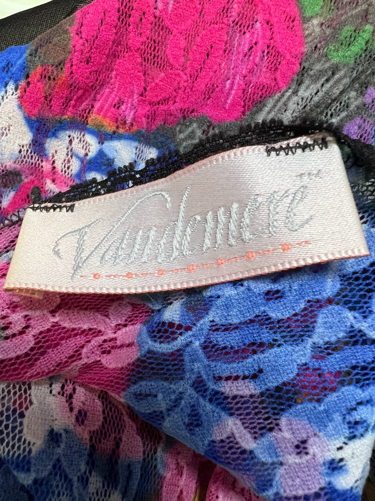 VTG Vandemere Size Large Multi-Color Lace Black Satin Nightgown Lace Up Bodice