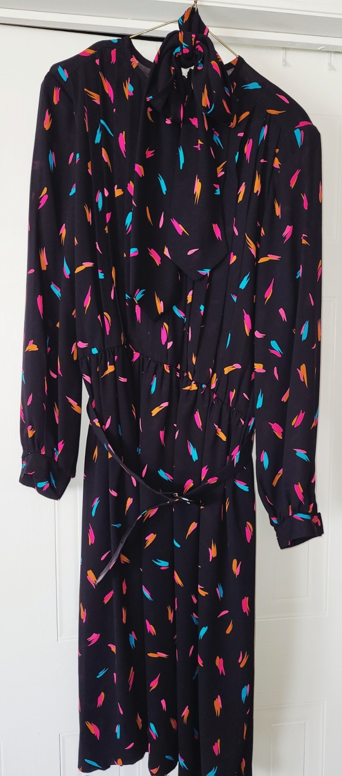 Henry Lee Green Vintage 80s Pleated Dress with Belt and Scarf Neck Tie Size 12