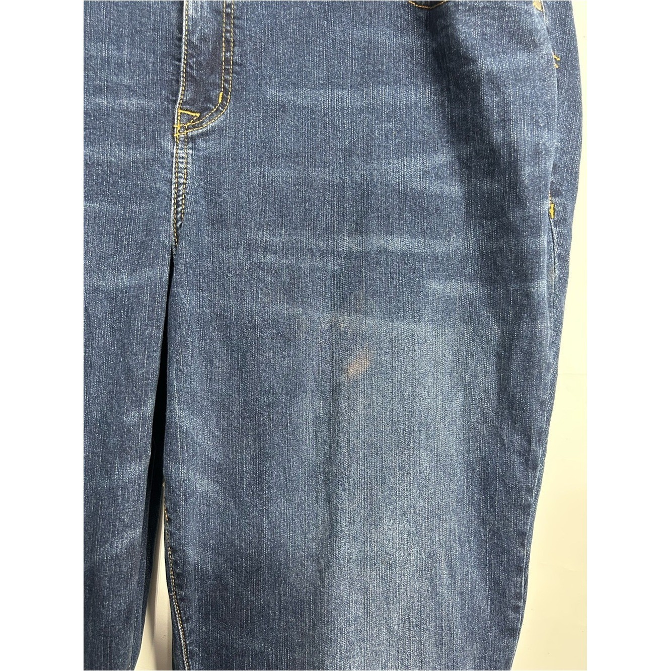 Torrid Boyfriend Straight Vintage Stretch Denim Jeans 28T