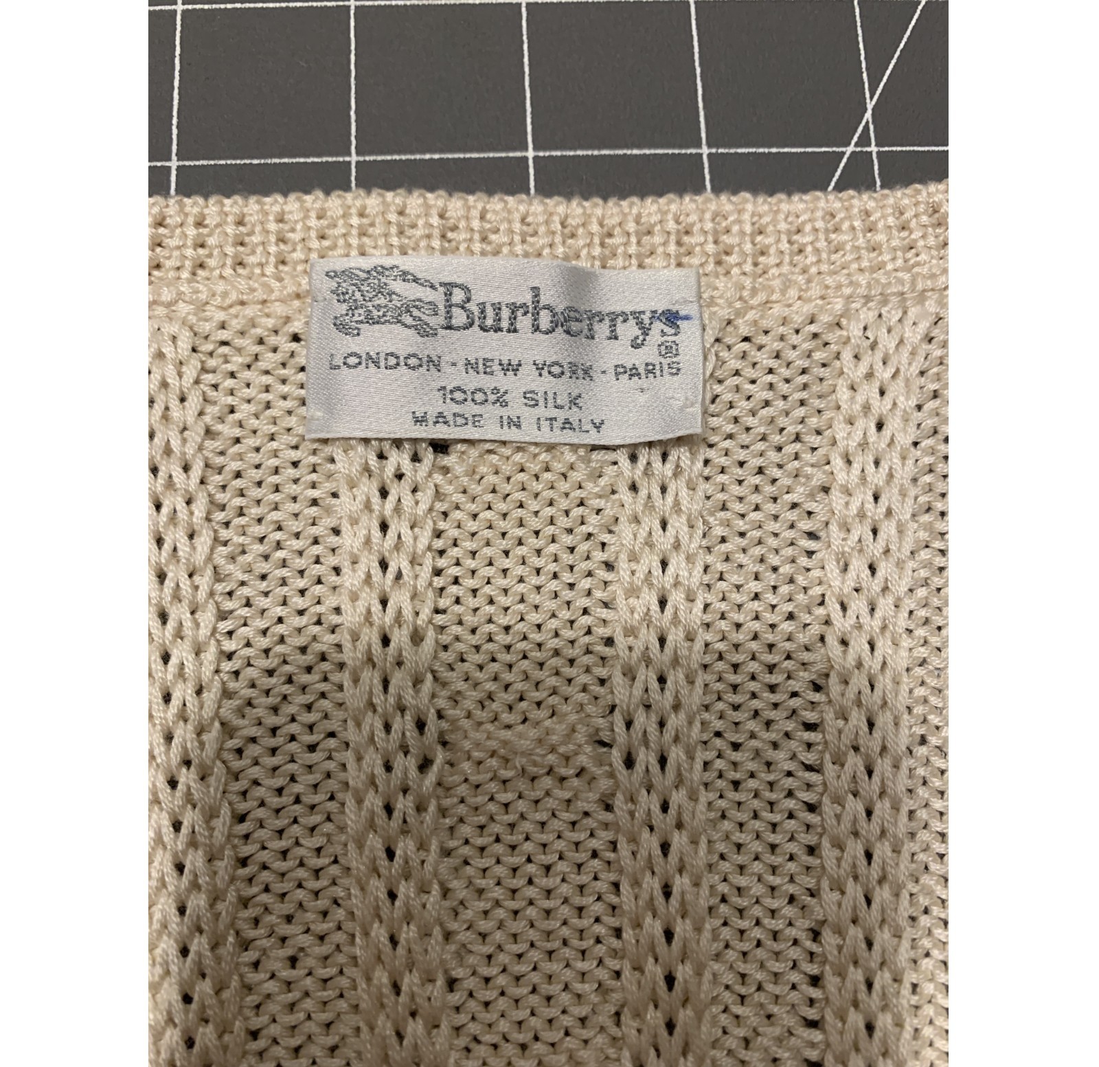 Vintage Archive 80’s Burberry 100% Silk Undyed Knit Sweater Vest – M