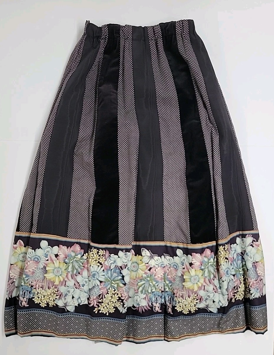 Vintage Mr. Hank Black Patch Butterly Garden Floral Boho Cottagecore Skirt