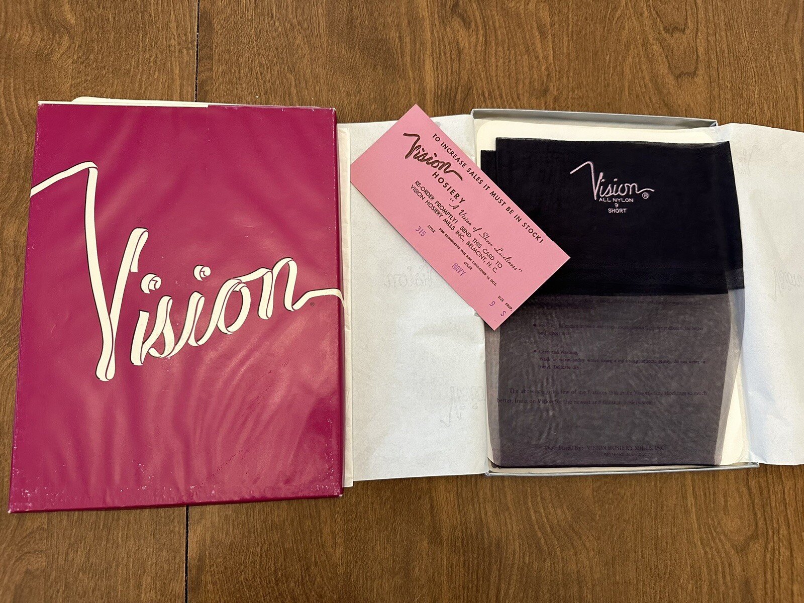 Visions Garter Stockings Seamless Nylon Hosiery Size 9 Navy NIB Vintage 1 Pair