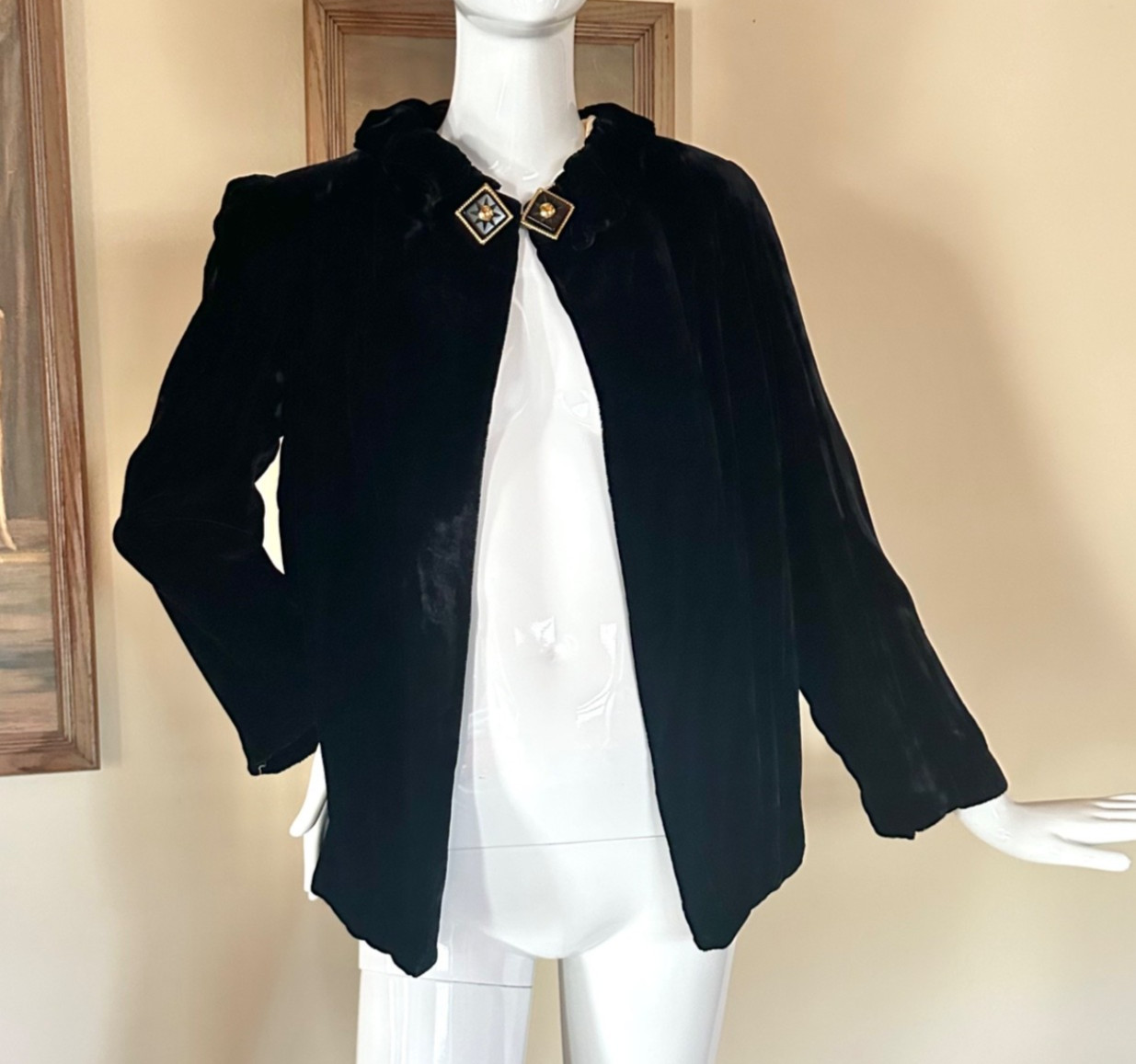 Vintage 30s 40s Victorian Velvet Opera Cape Shorty Coat Art Deco Goth Vampire M