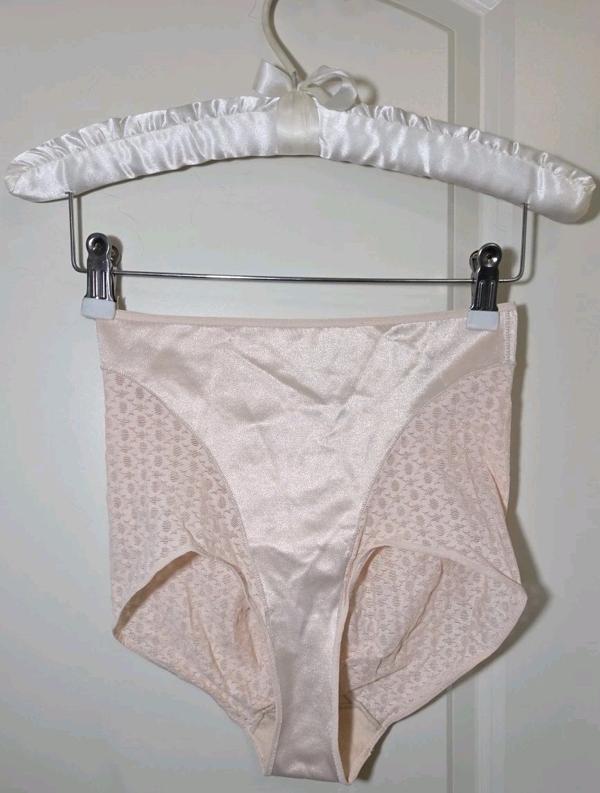 Vtg Lace Shiny Satin Panties High Waist 1980s Size 32 Body Lites for JCP Small