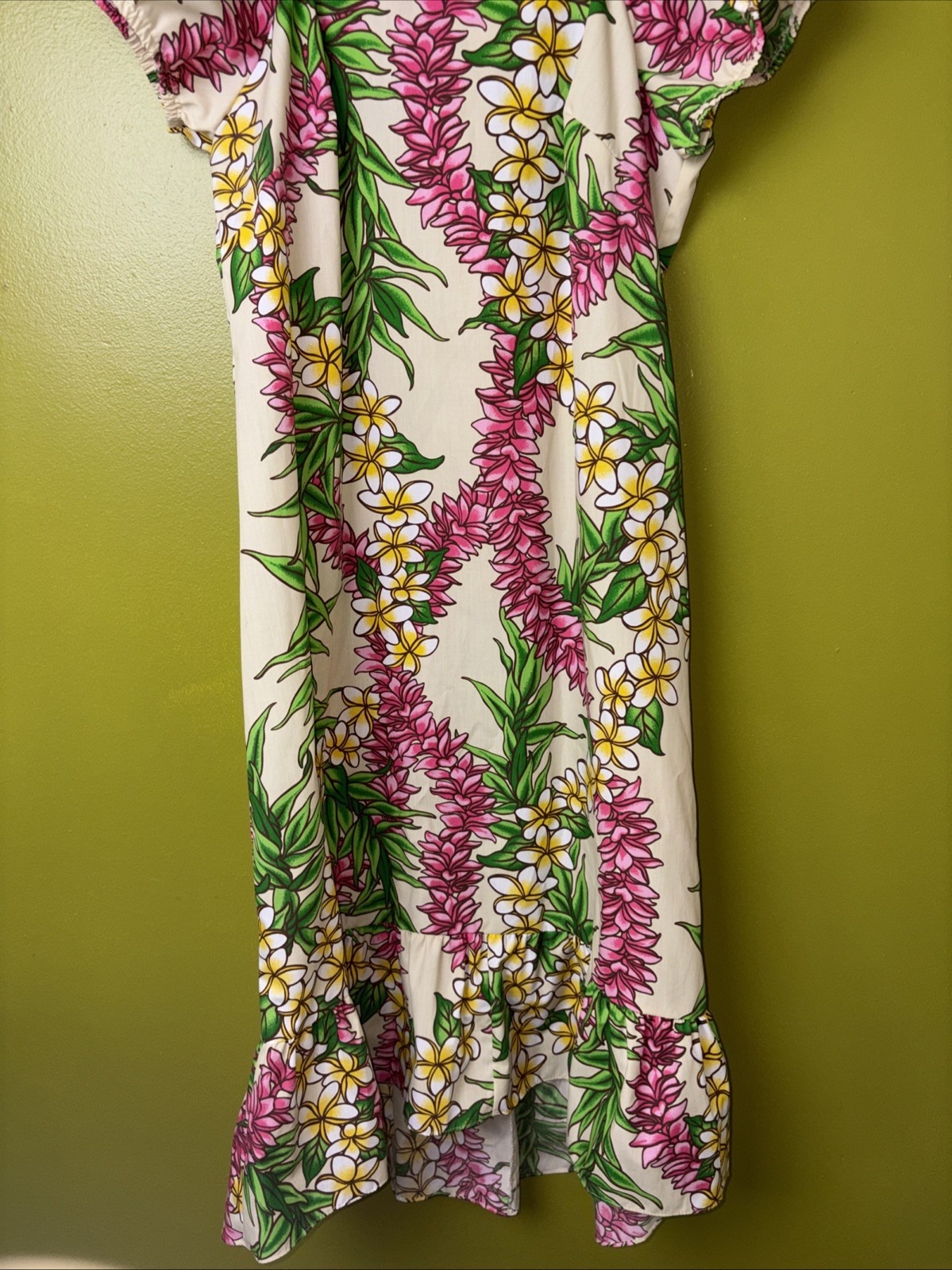 Vintage me-too Hawaiian Maxi Floral Dress USA Puff sleeves off shoulder medium