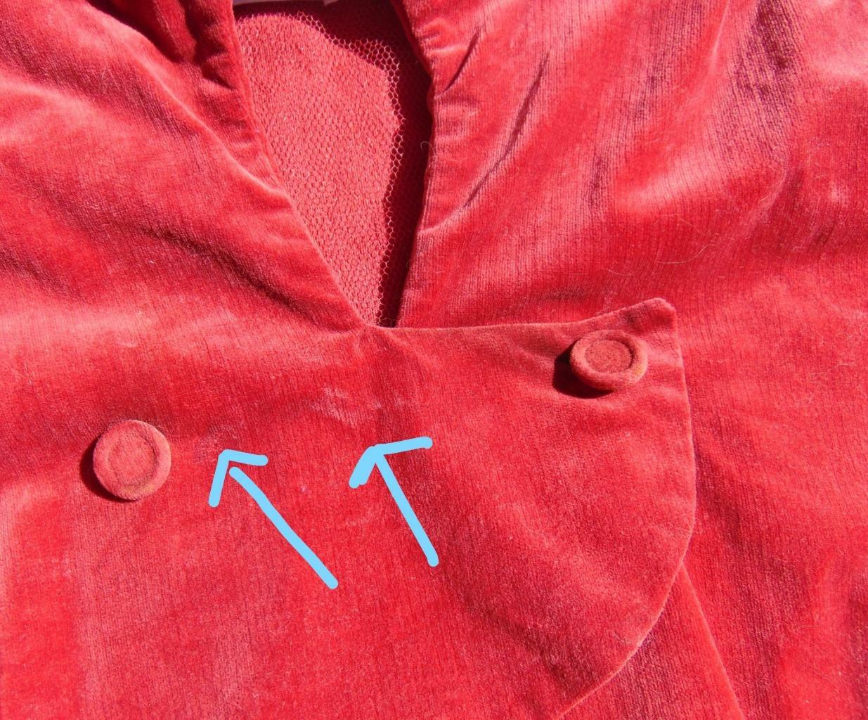VTG 30S RED VELOUR CAPLET SMALL SIZE