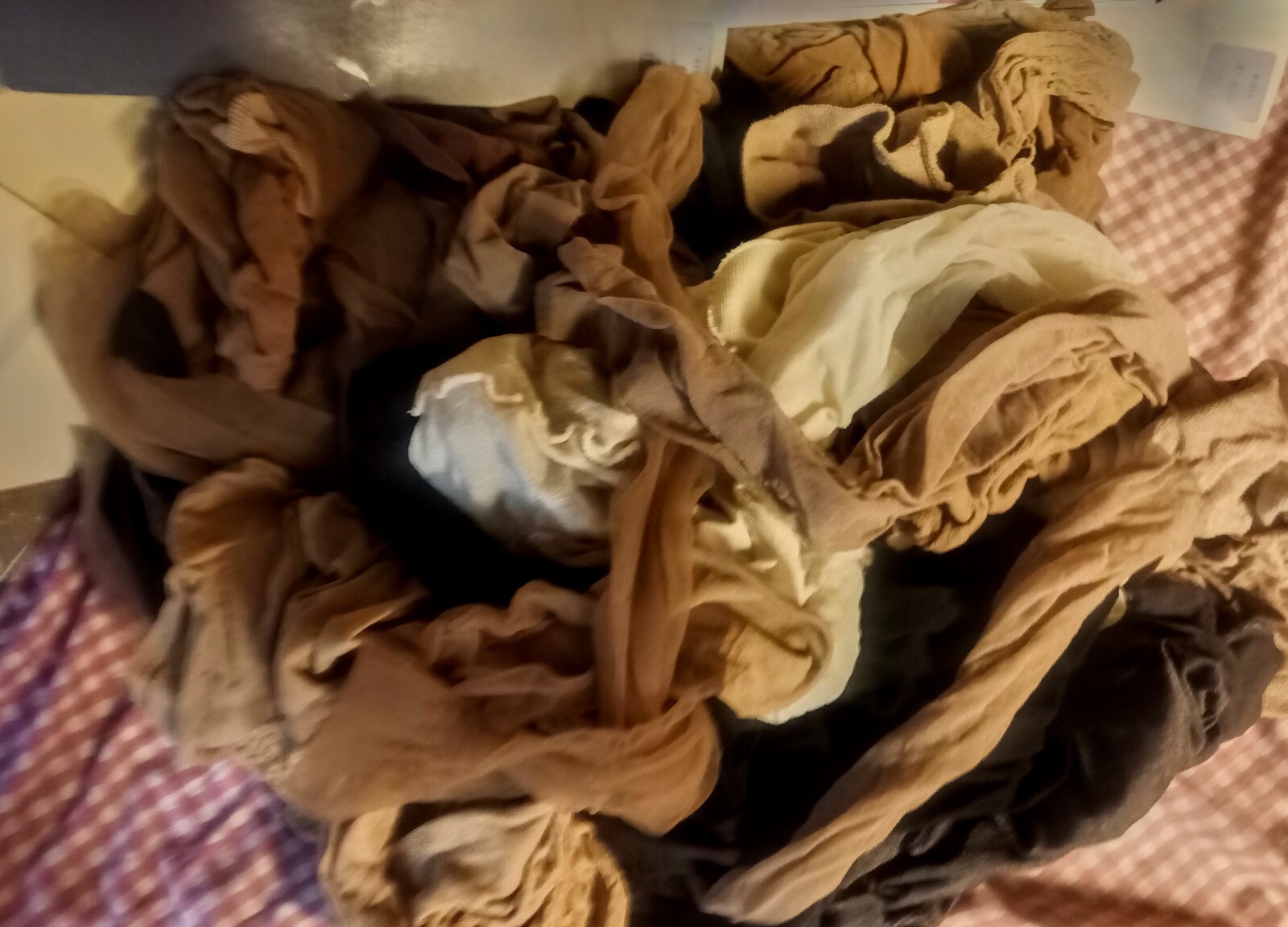 🦵6 Pair Women’s Stockings Pantyhose Preowned Crafts Repurpose RANDOM SELECTION