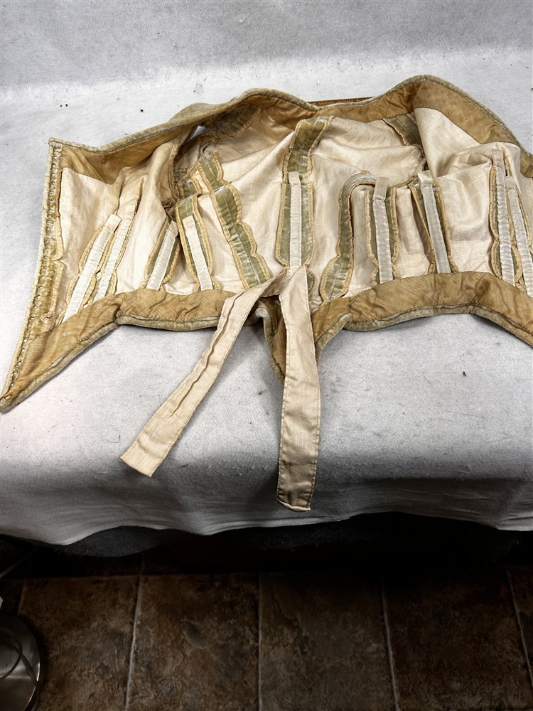 antique bodice lace front pierrot jacket gold velvet stiff bones replica1780s