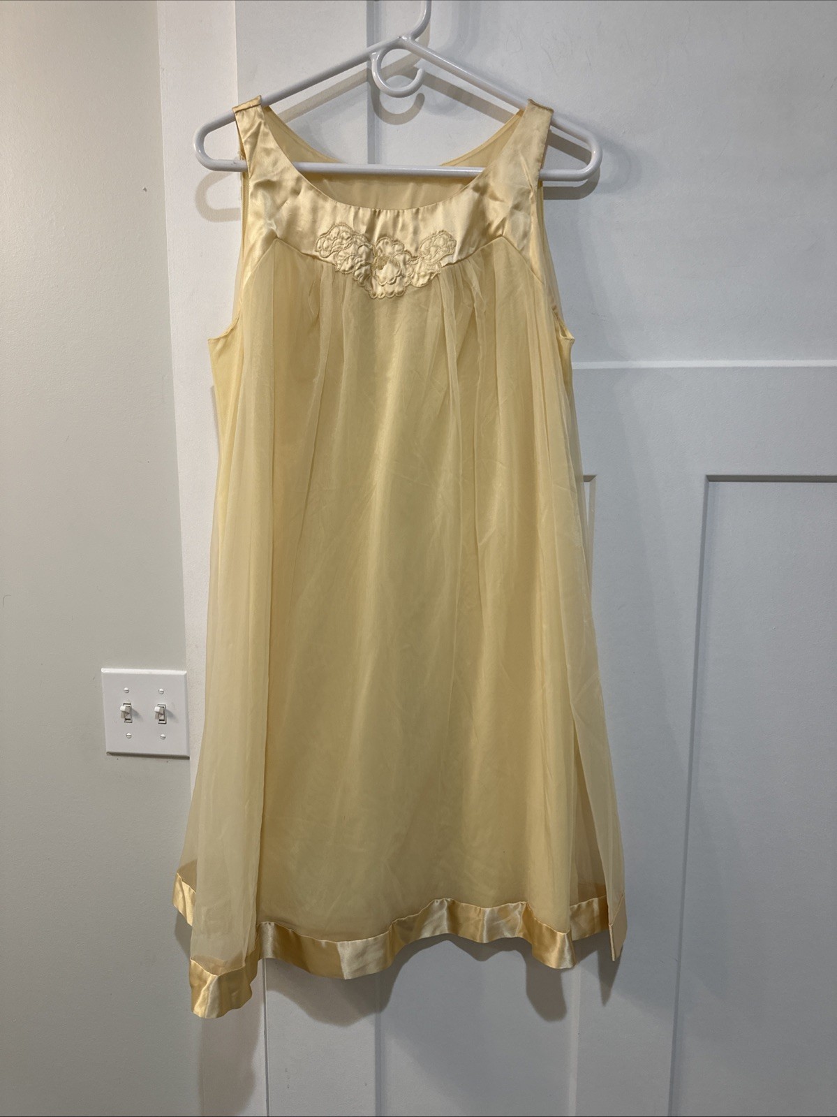 Vtg Gossard Artemis Yellow Chiffon Nightgown & Robe Set Peignor M Style 1101