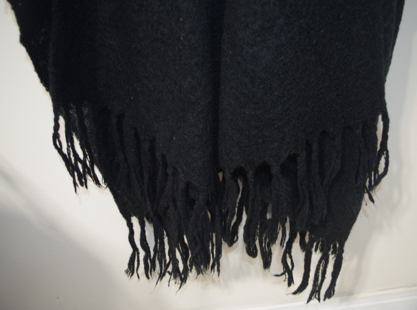Y1 Vintage Womens Cape Fringe Nubby Wool Shawl Wrap Mohair Blend