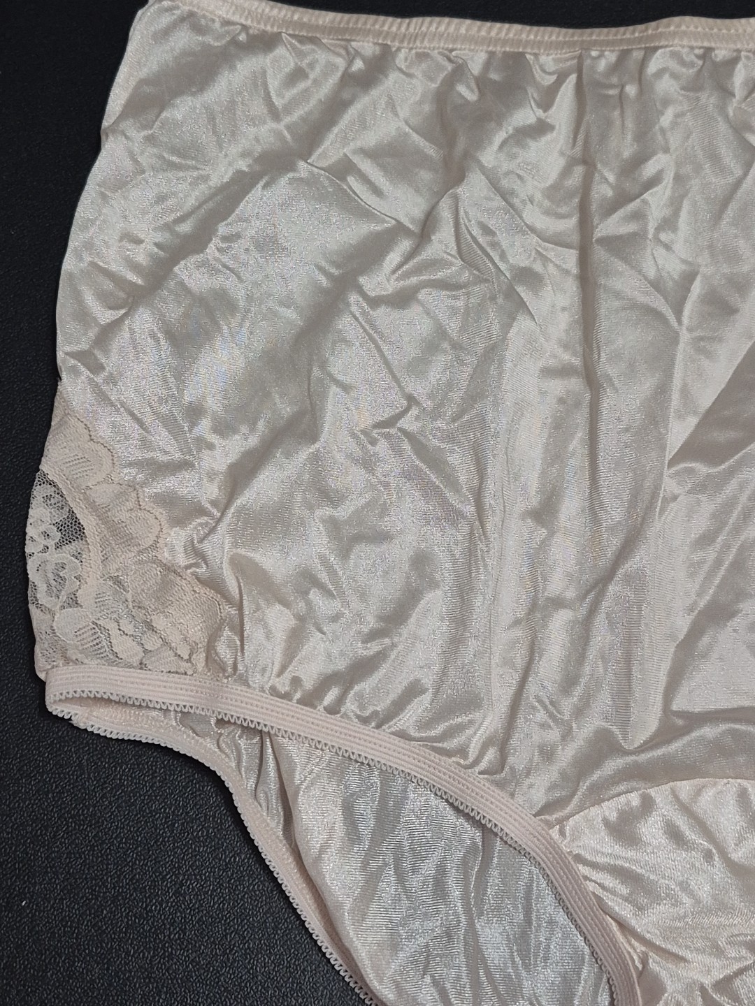 Vanity Fair Blush Nylon Granny Panties Lace Mushroom Gusset Size 7/44