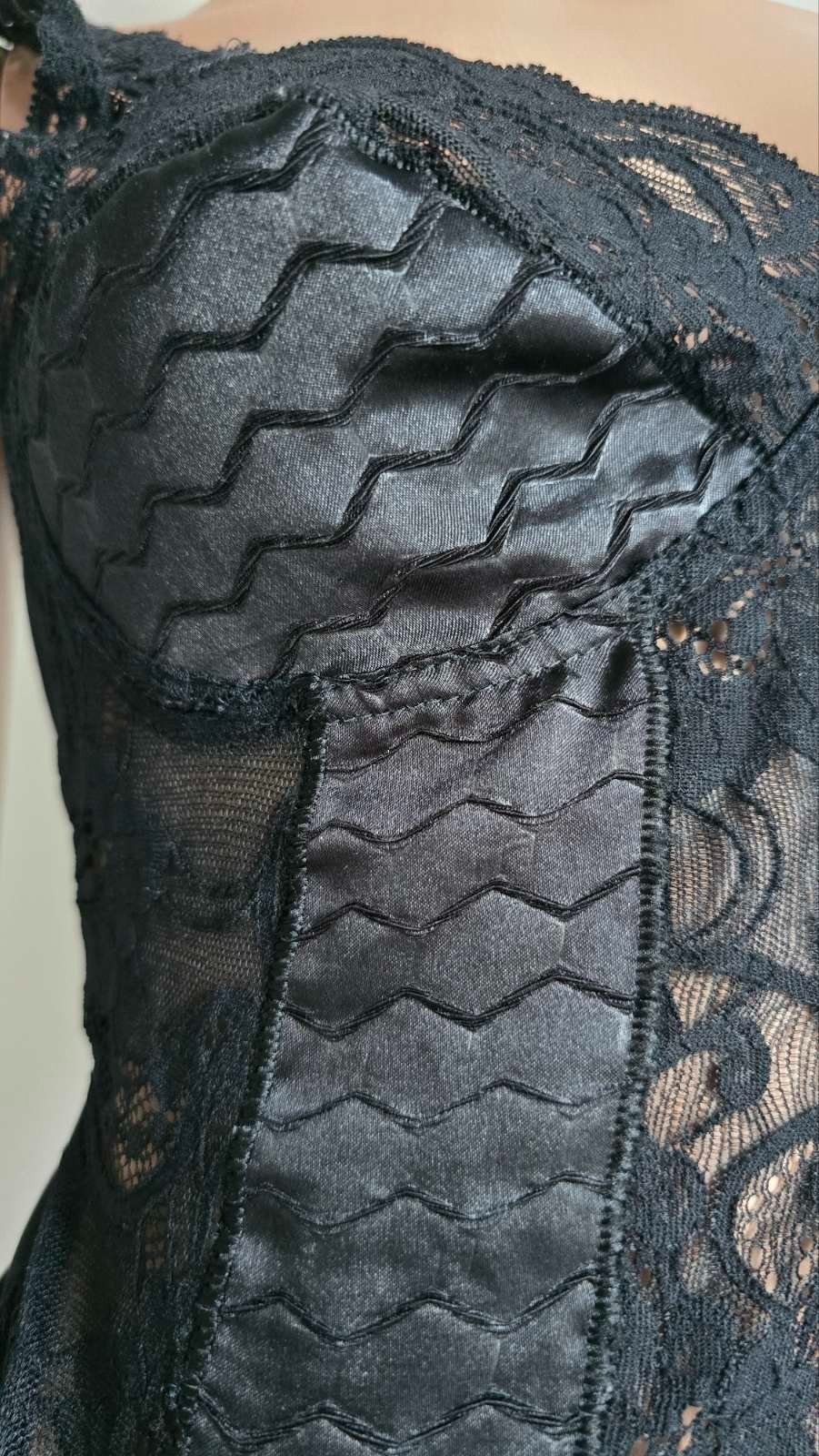Vintage 80s MISS LEPEL Black Bodysuit Nylon Blend Guipure Inserts. Size 3