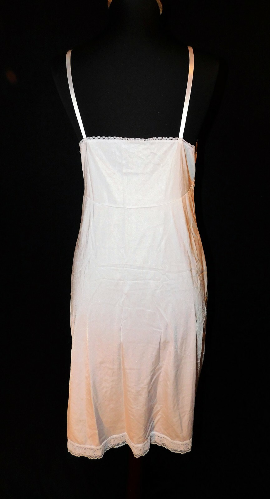 White Vintage Vanity Fair full petticoat slip, SZ 36, nylon, 10-103