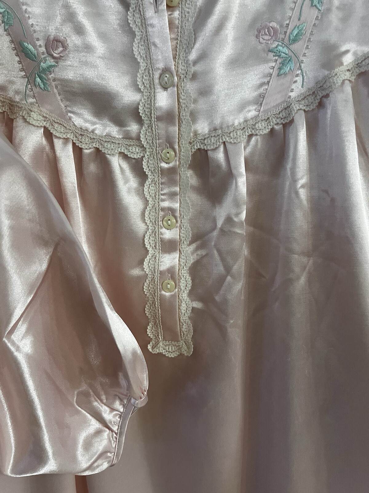 Vintage Erika Taylor Petites Intimates M Granny Core Pink Satin Nightgown