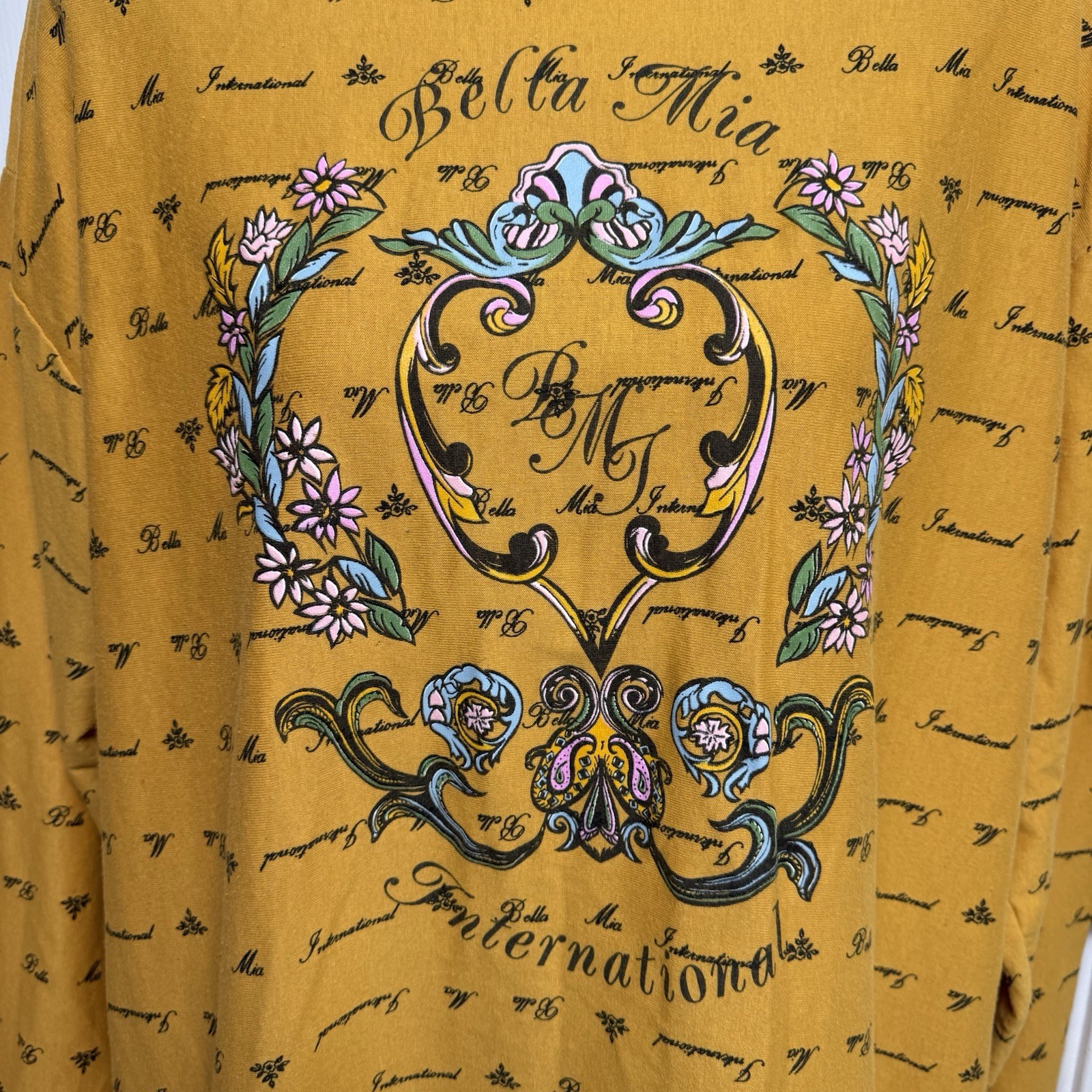 Vintage Bella Mia Mock Neck Top L Gold Baroque Graphic Crest 90s USA