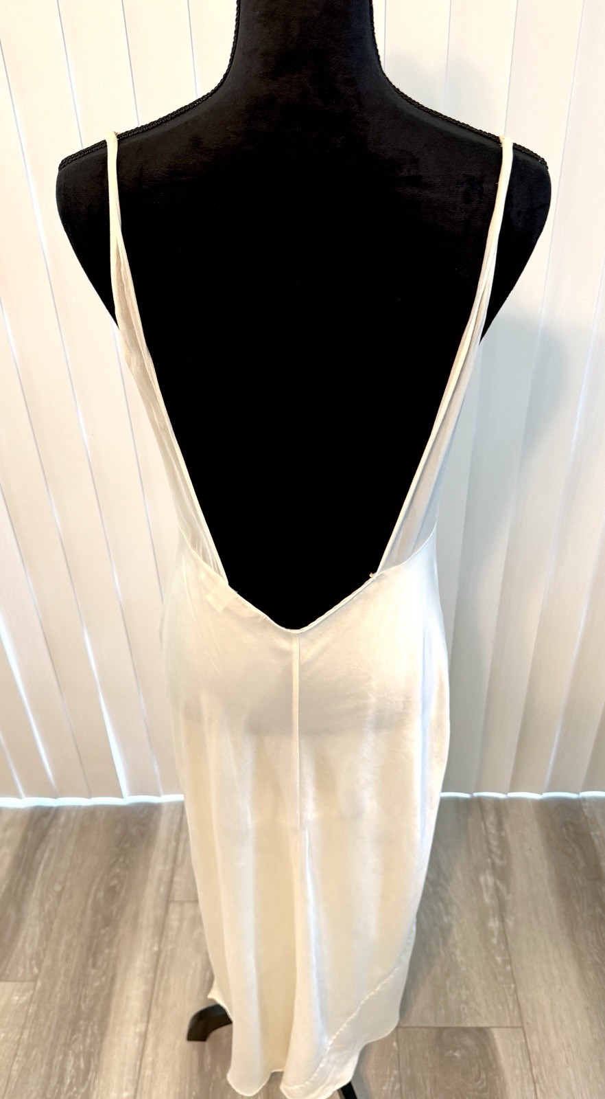 Vtg Victoria’s Secret 100% Silk Slip Dress Gown Ivory 90/Y2K Cowl Neck Deep Back