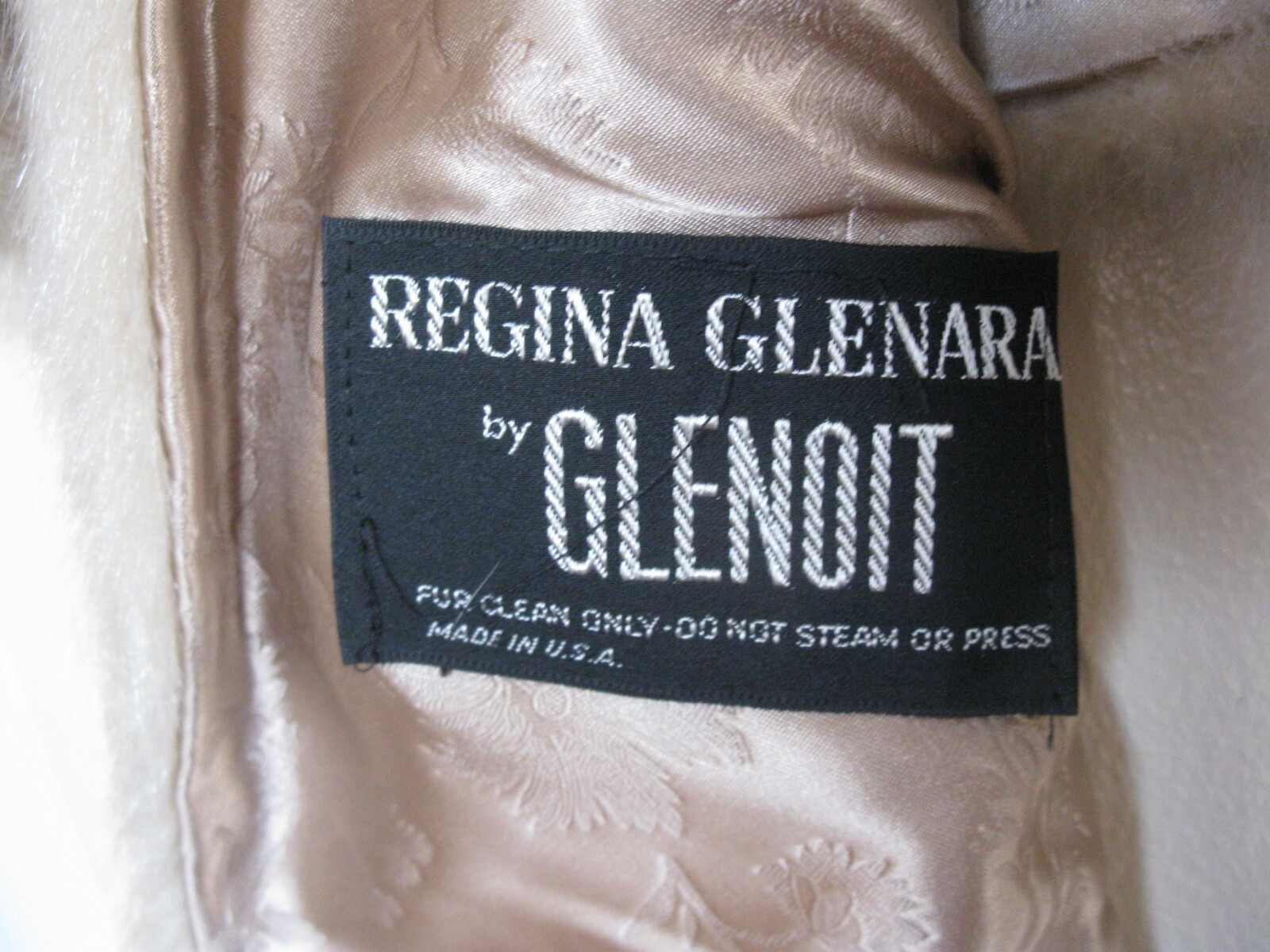 Regina Glenara By Glenoit Vintage Women’s Beige Tan Shawl