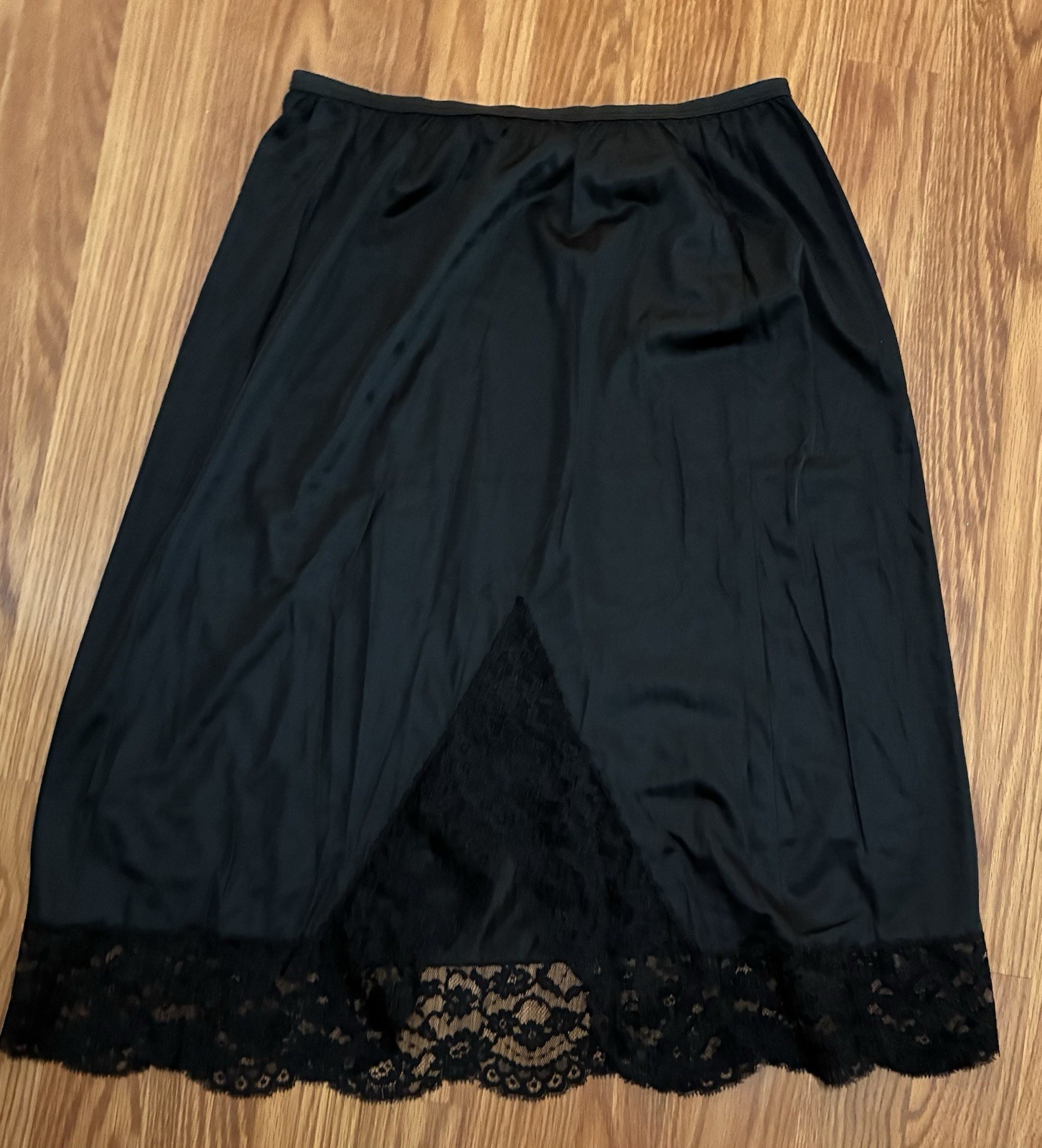 Vintage Vanity Fair Half Slip Black Lace M Nylon Pinup Slit