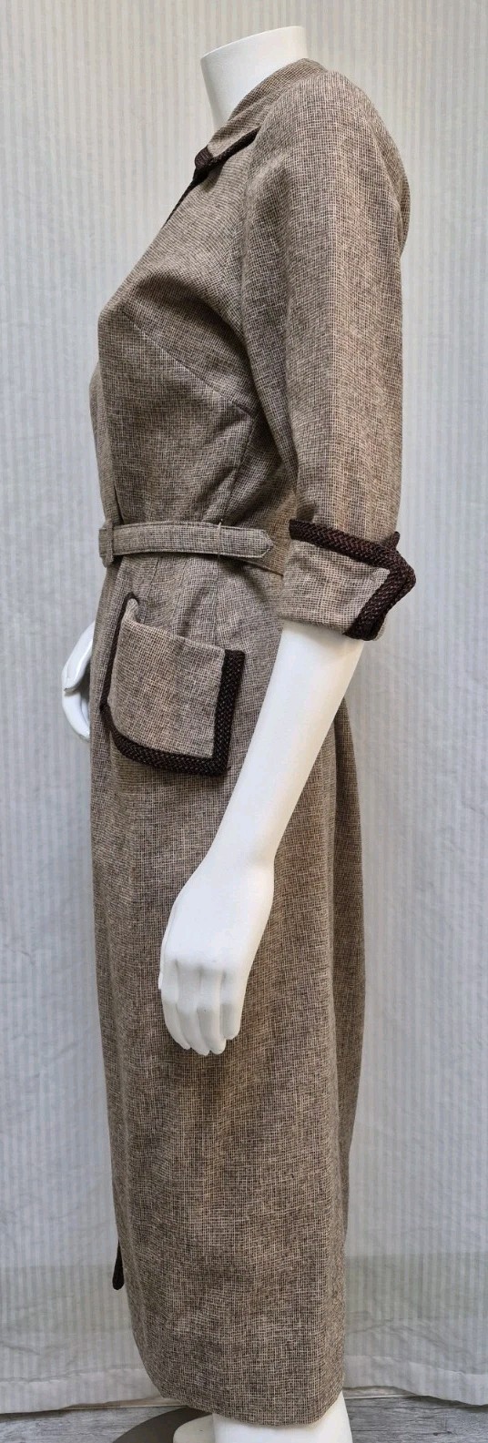 Vintage 1940/50’s Brown Tweed Wrap Dress Coat w/ Belt – Size M