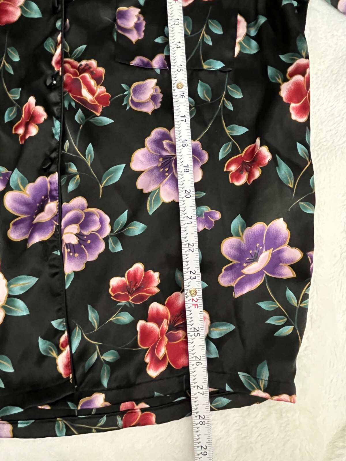 Secret Treasures Retro Floral Satin Pajama Sleep Shirt Large Button Longsleeve