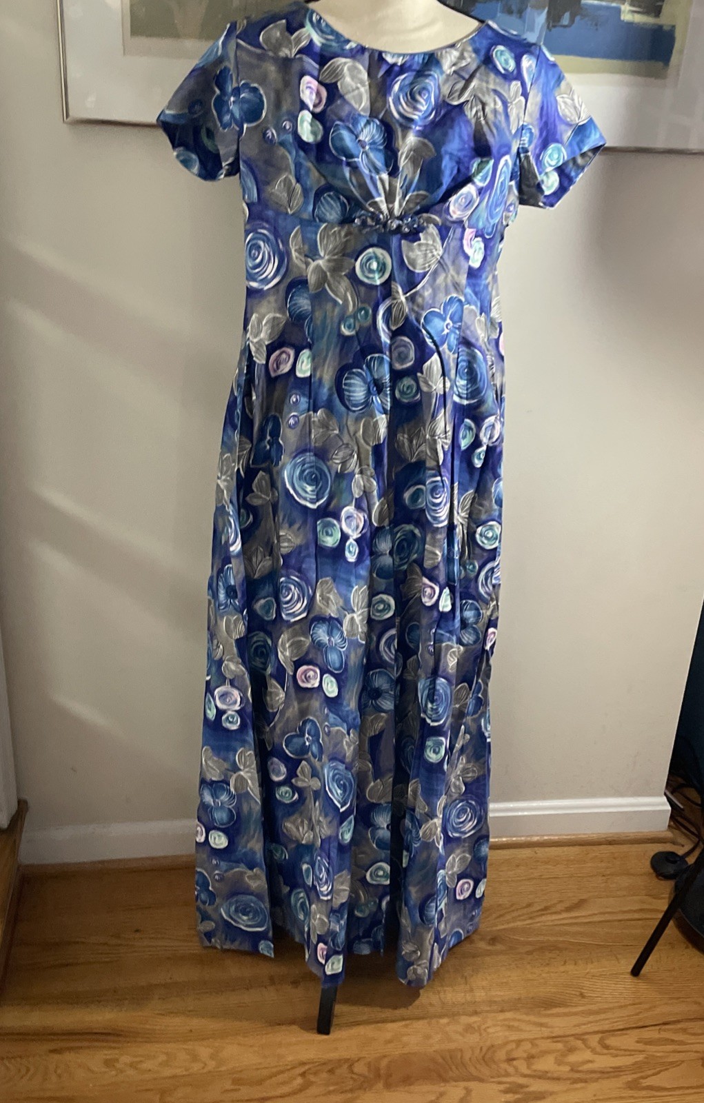 VTG Nani Of Hawaii Blue, Purple Floral Dress M Never Worn