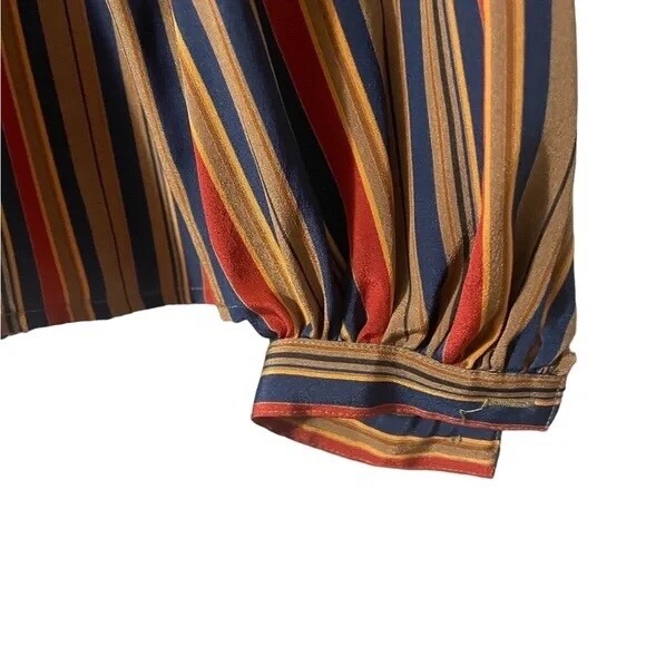 Vintage Liz Claiborne Women’s 2Pc Set Blouse 4 and Skirt 6 multiple Striped.