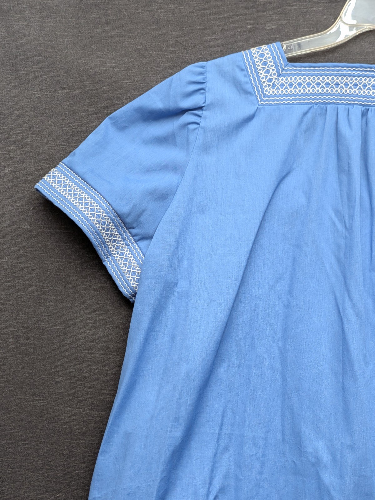 Vintage Cottage Core Housecoat Lara Dee Embroidered Granny Grandma Core 2XL