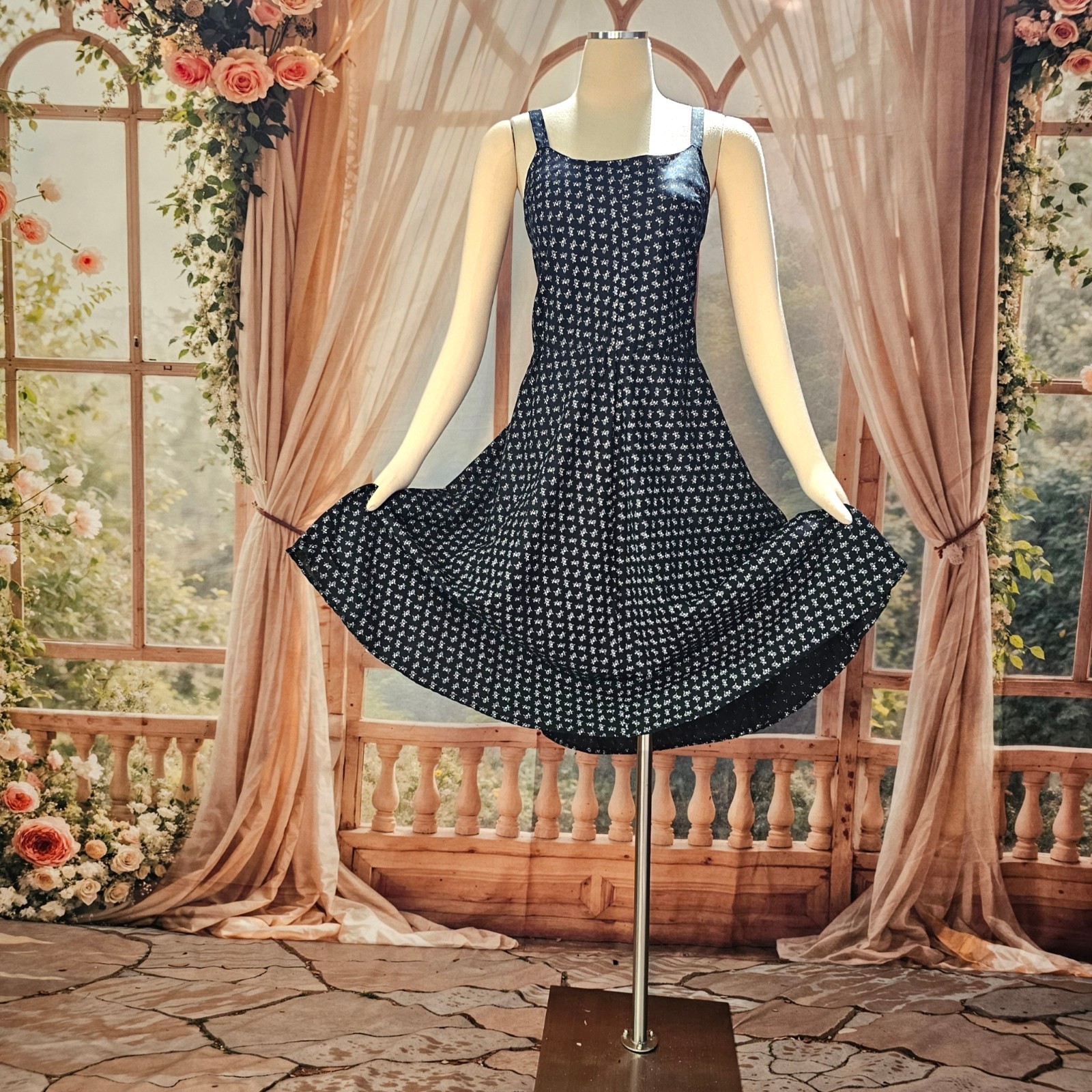 Vintage 1970s Dress Sundress Sleeveless Black White Calico Floral Print Boho