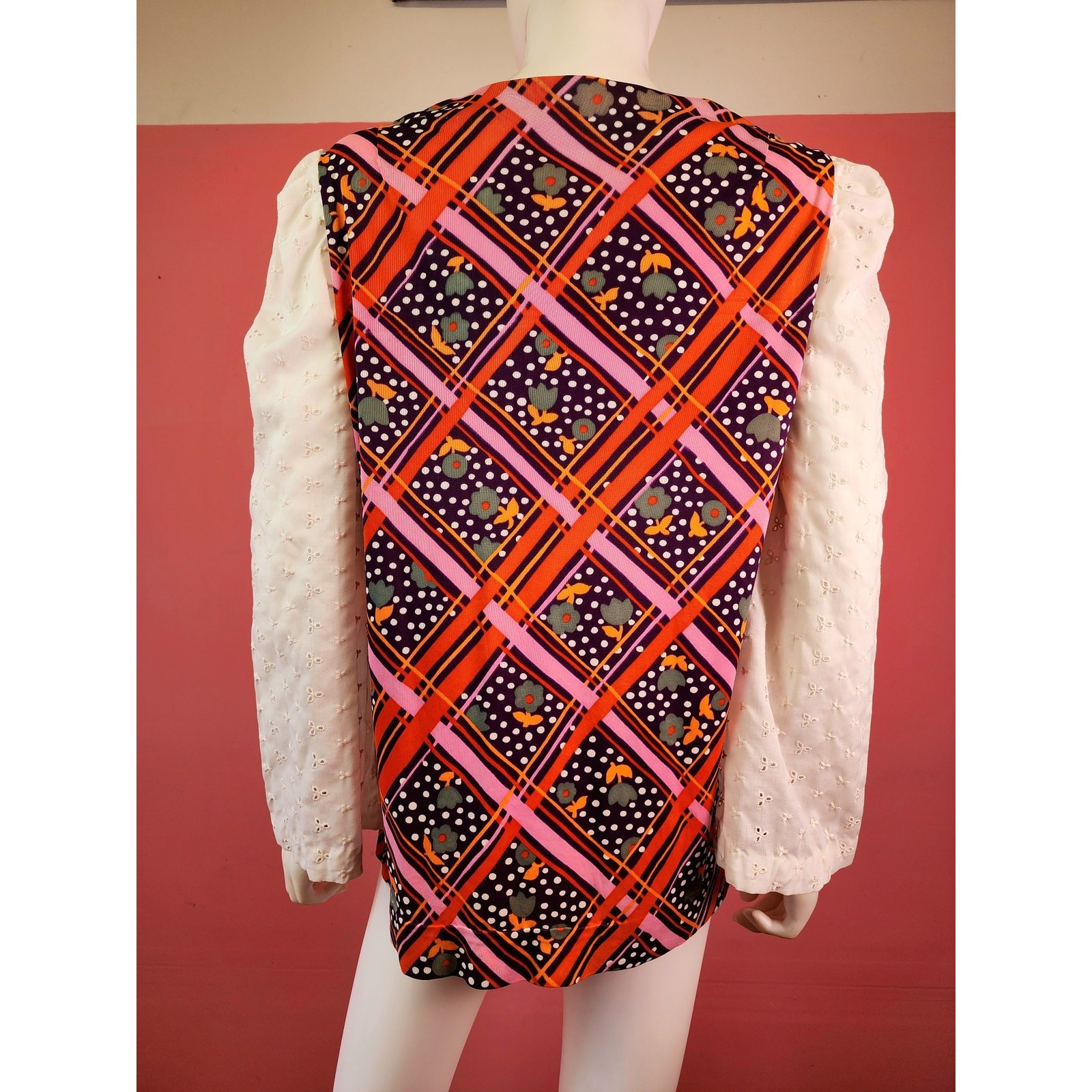 Vintage 1970’s Purple Psychedelic Boho Lace Eyelet Bell Sleeve Top