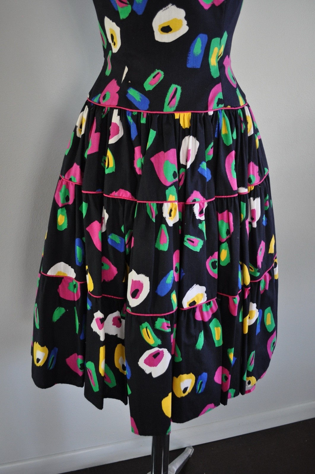 Vintage Prom Dress 1980’s AJ Bari Size 8 Black with Geometric Pattern Drop Waist