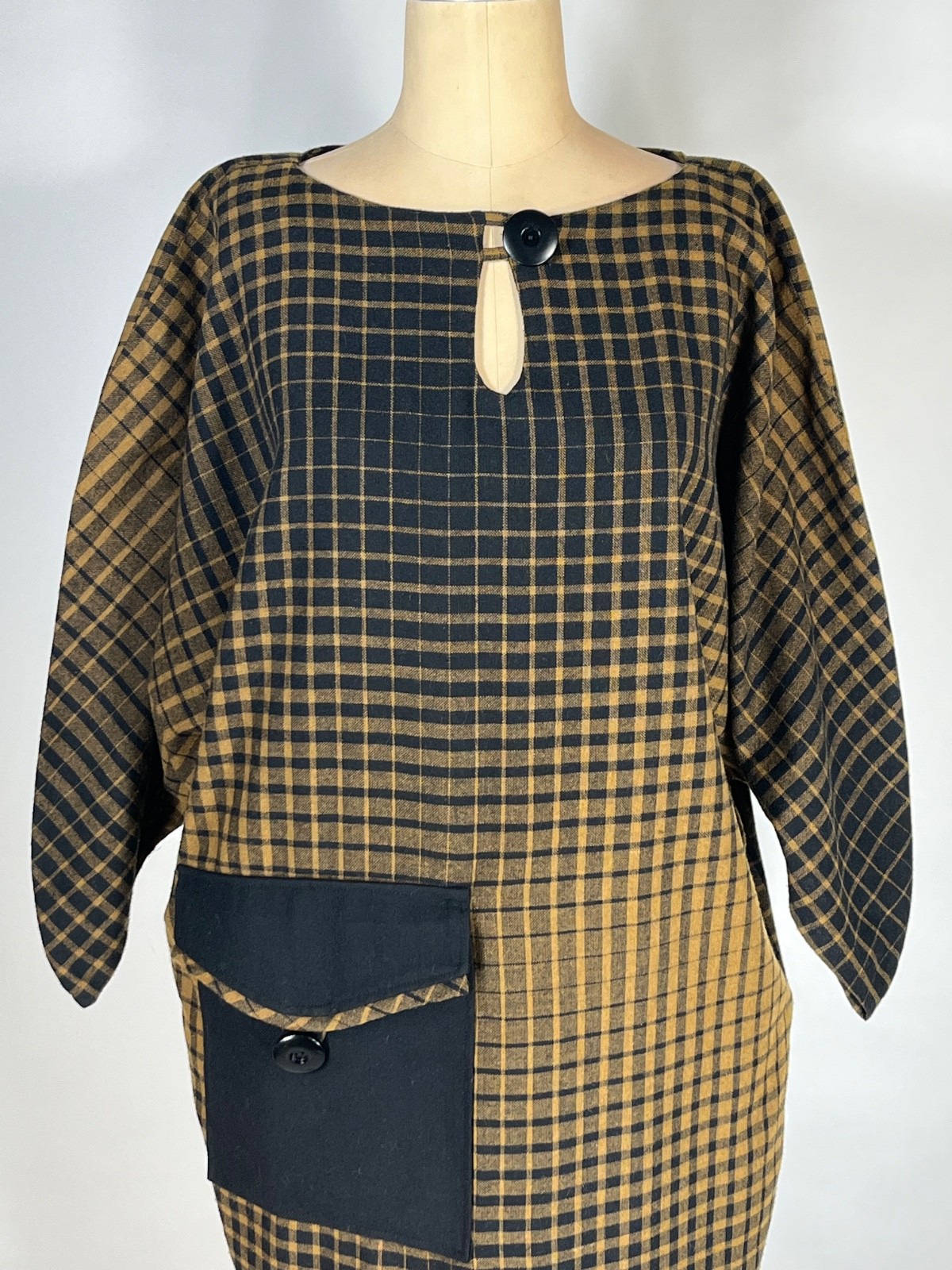 Vintage 1980’s unique JAPANESE DESIGN insp. style wool dress w/morph check print