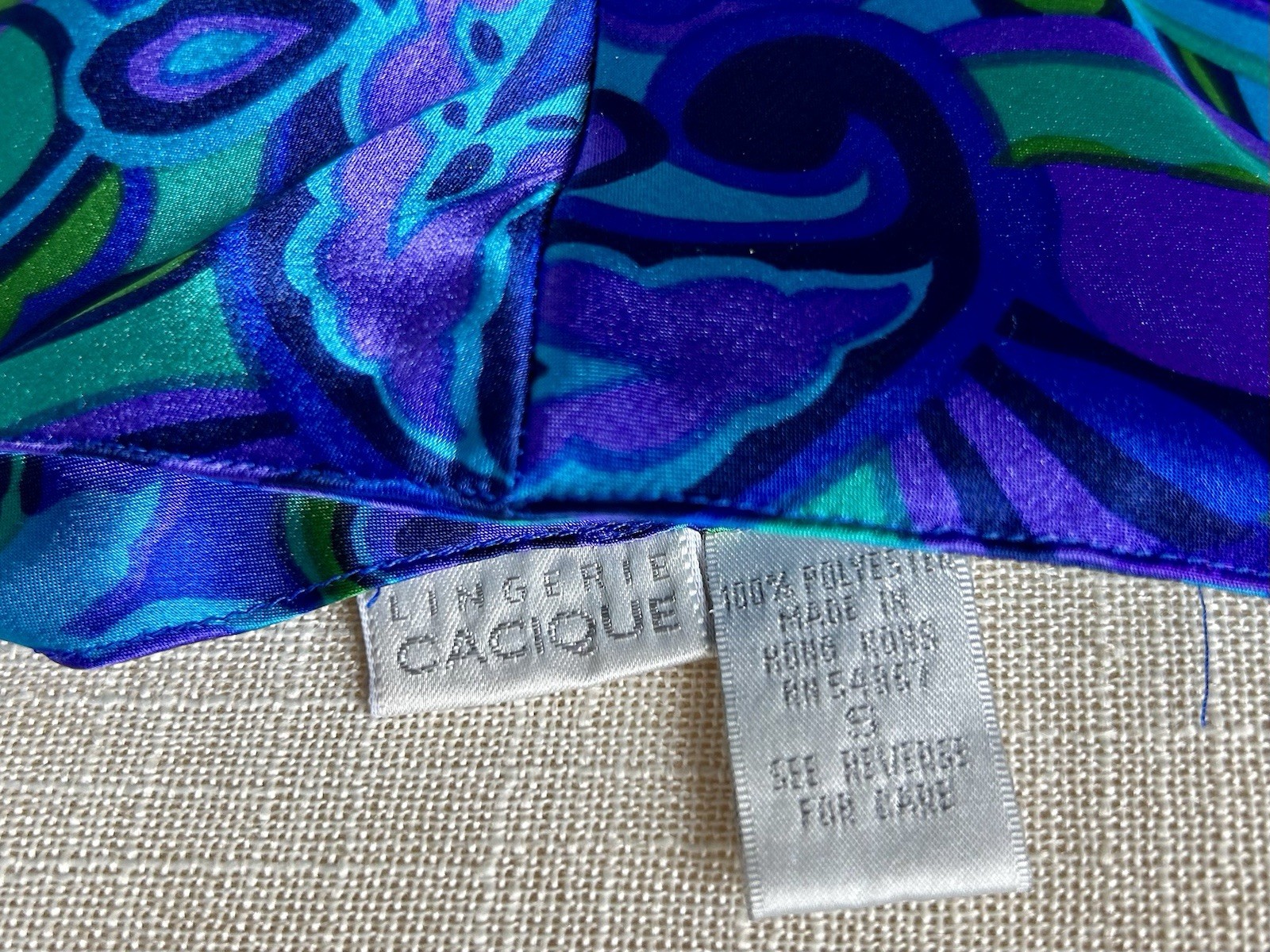 Vintage Cacique Fitted Gown And Robe Set, Gown Small, Robe Medium, Excellent