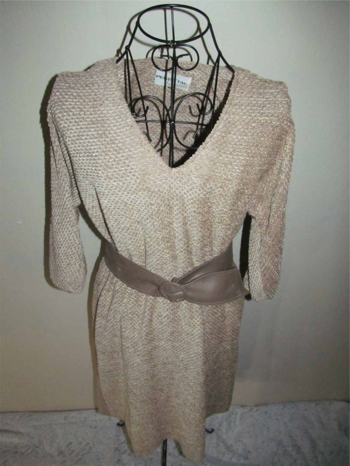 Vintage 70s 80s S Dress V Neck Dress Tan Brown Belted Dolman Hippie Pedestal