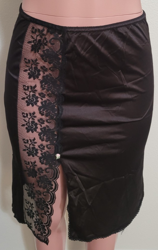 Chantilly Maidenform Black Slip 64001-AV Size Small Untagged