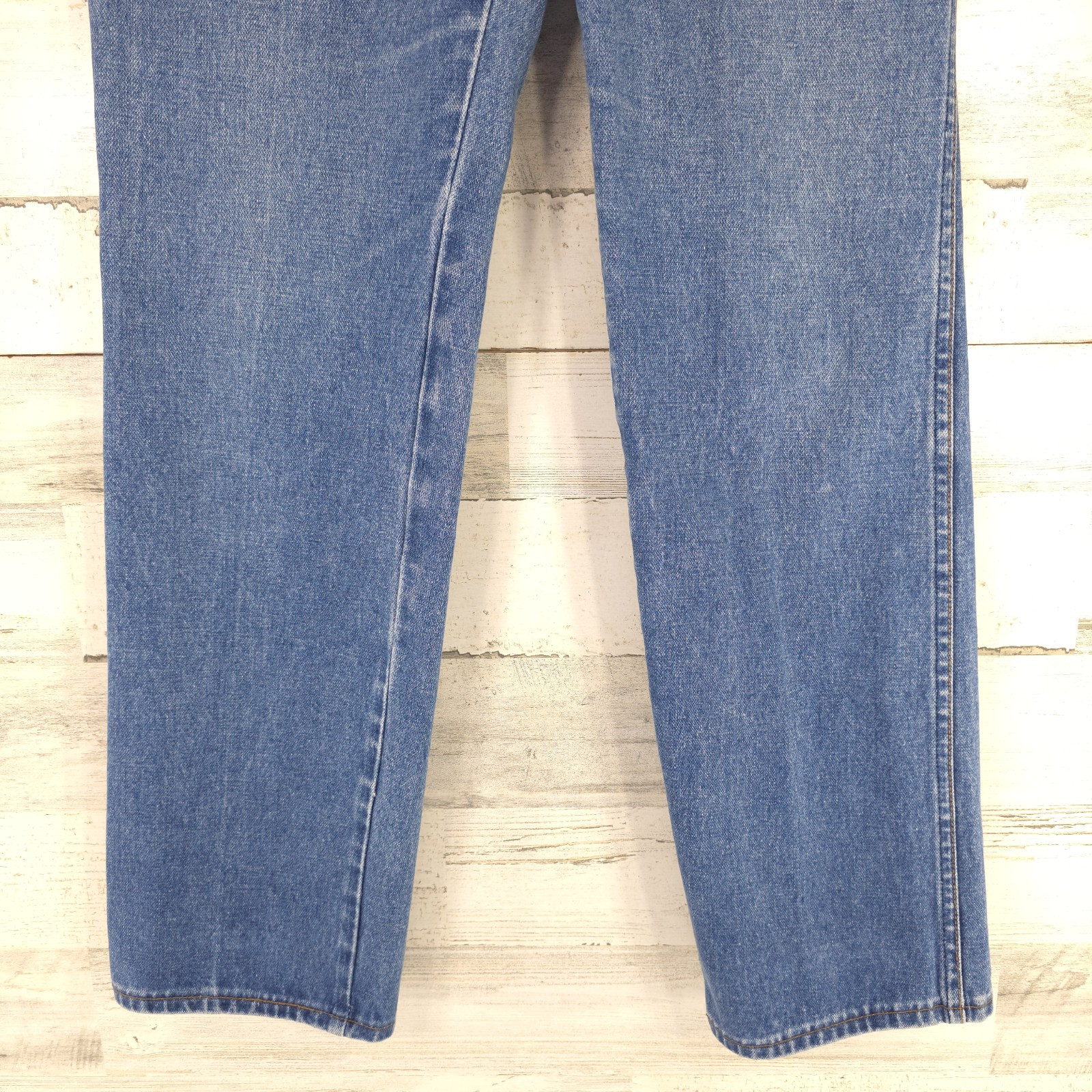 VINTAGE WRANGLER WOMEN’S JEANS SIZE 10 AVERAGE MEASUREMENTS 27×32 *100% COTTON*