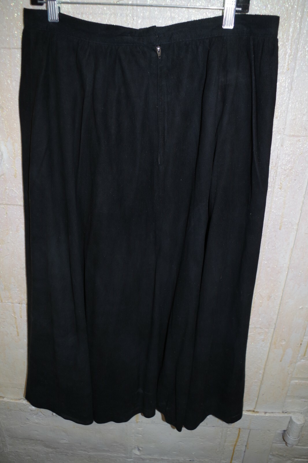 C11 VIVIENNE TAM Black Soft Suede Leather Flared Mid Length Skirt 16 Lined