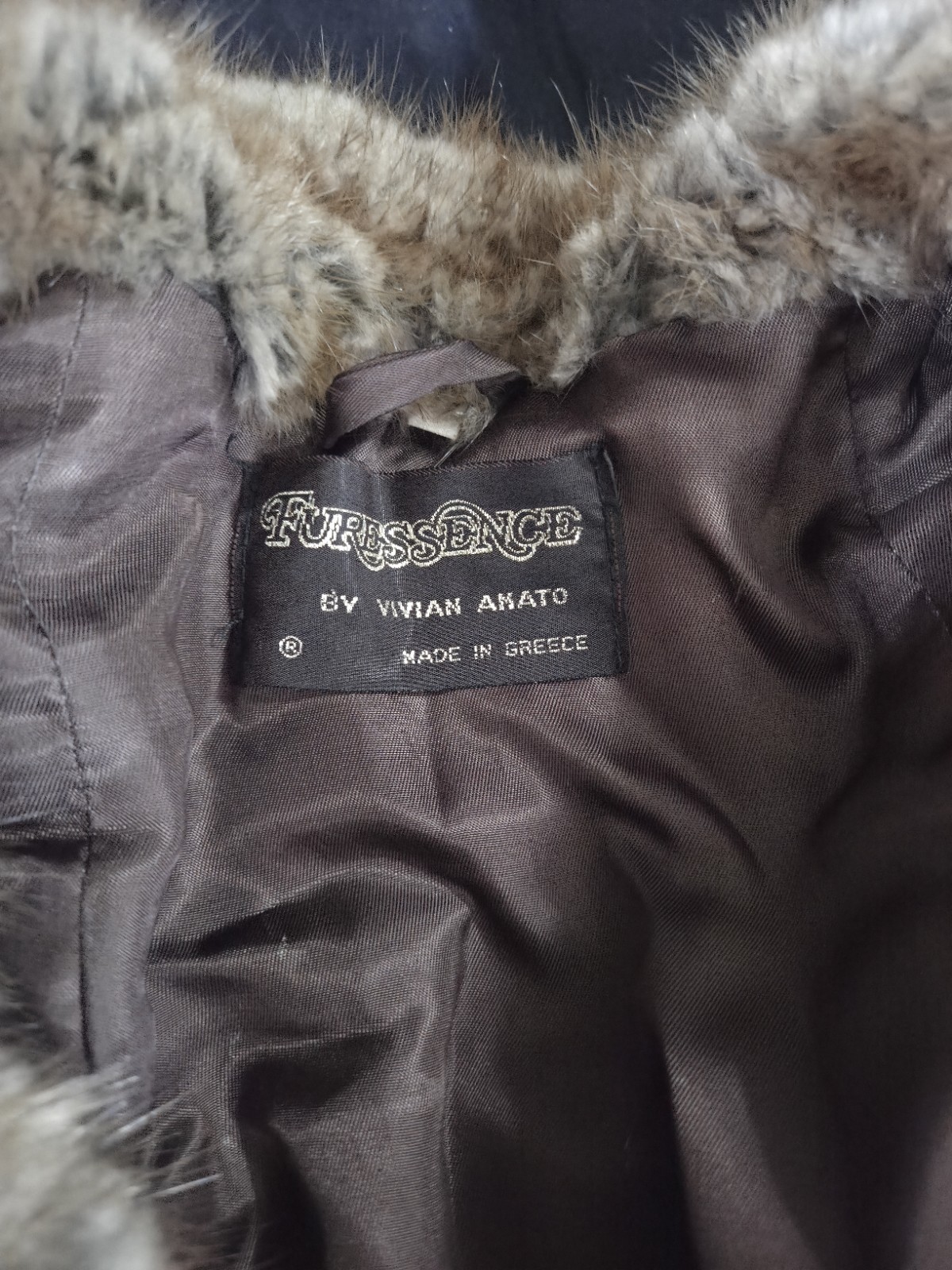 Vtg Furessence by Vivian Amato Fur Coat & Textured Seude Greece Medium Glam80’s
