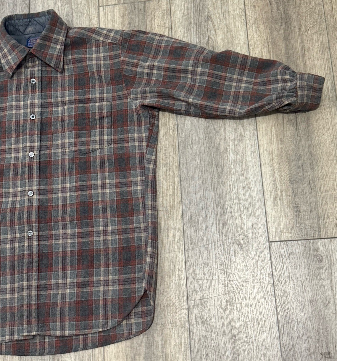 PENDLENTON plaid wool vintage shirt gray/orange women’s size Large pre-owned