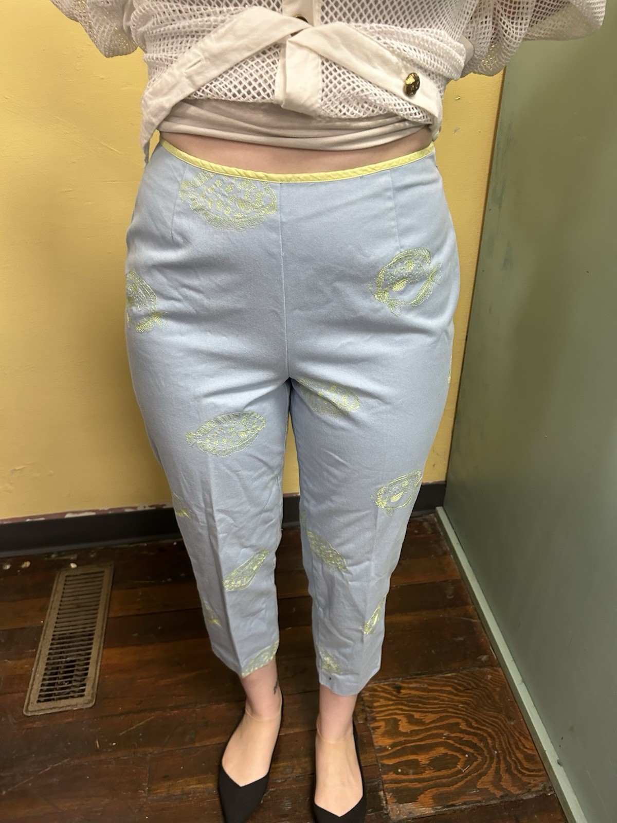 Vintage Y2K David Brooks Blue Capri Pants w/Lime Green Embroidered Fish Size 8