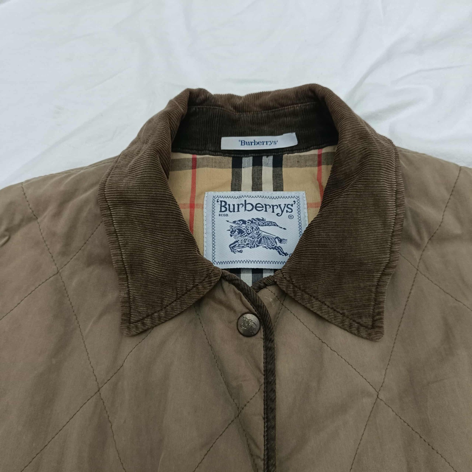 Burberry Vintage Quilted Women Jacket Nova Check Lining Khaki Size 36 US 46 EU