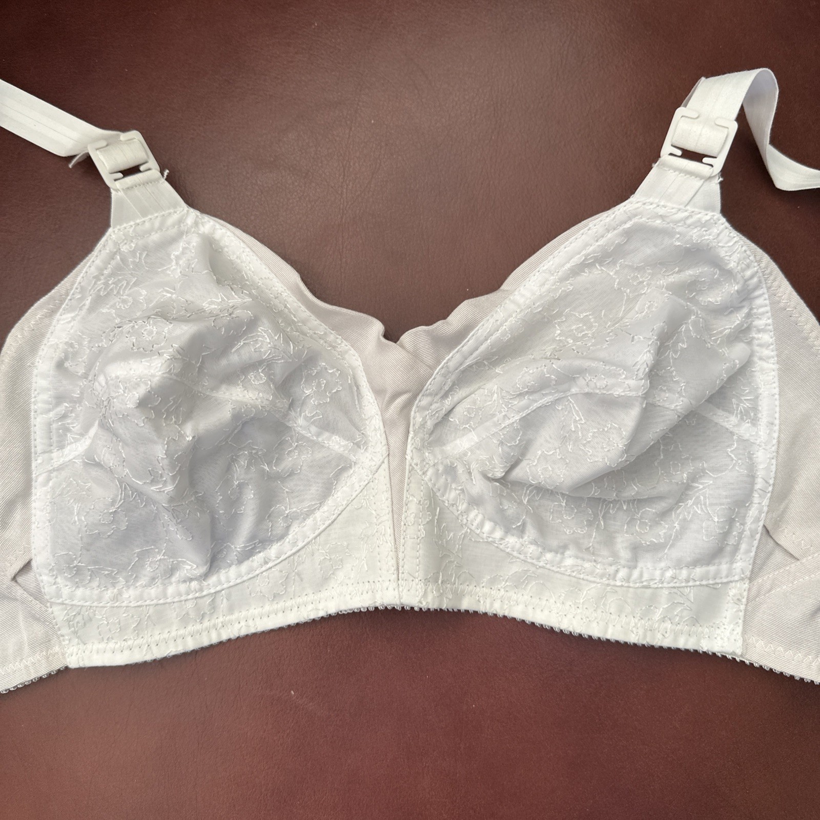 Vintage 1963 Playtex Living Bra 32B NOS Pin Up Retro Feminine Curvy NIB Lingerie
