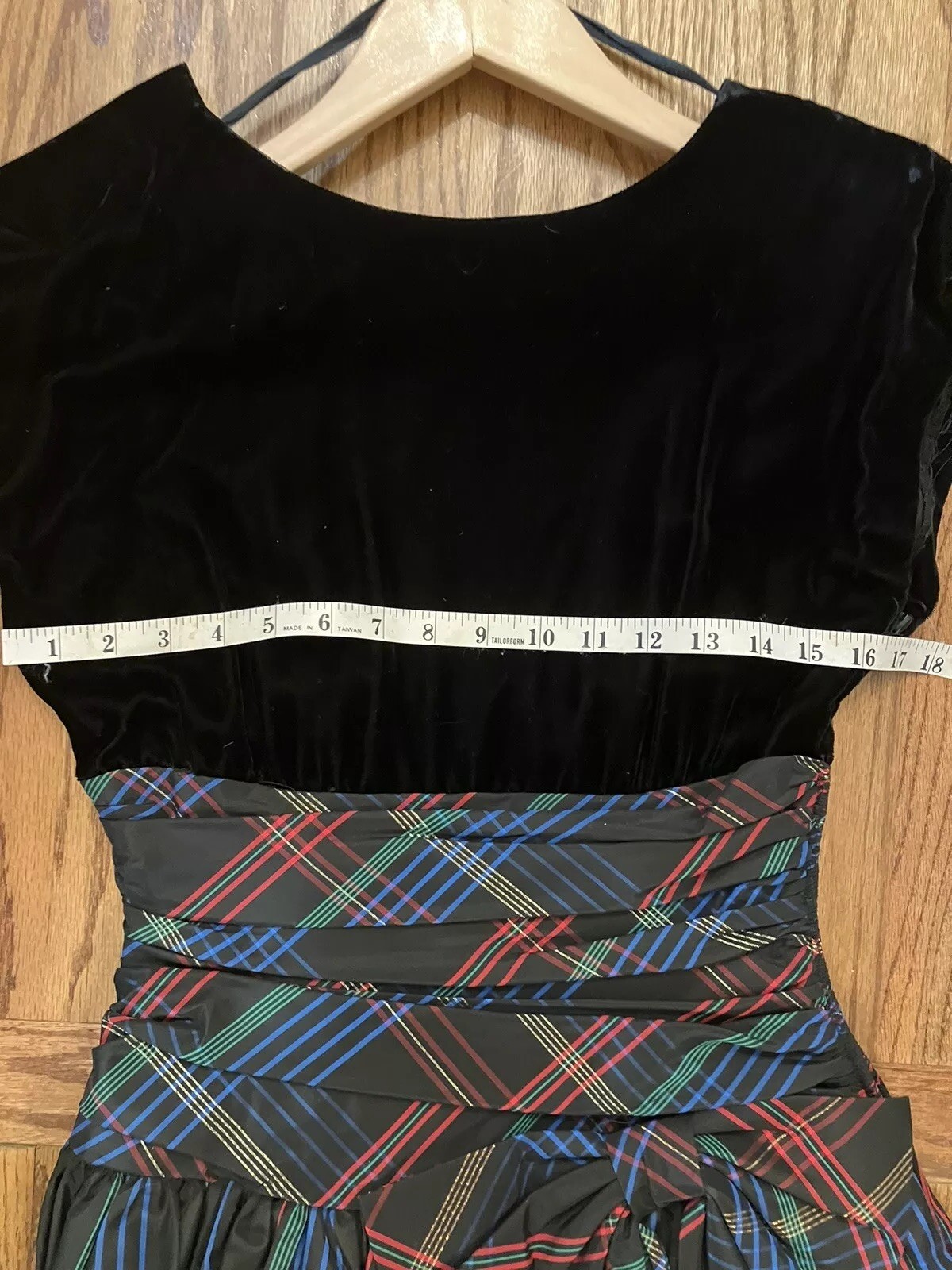 1980s Patty O`Neil Velvet & Plaid Taffeta Evening Dress, Ruching & Bow Size XS-S