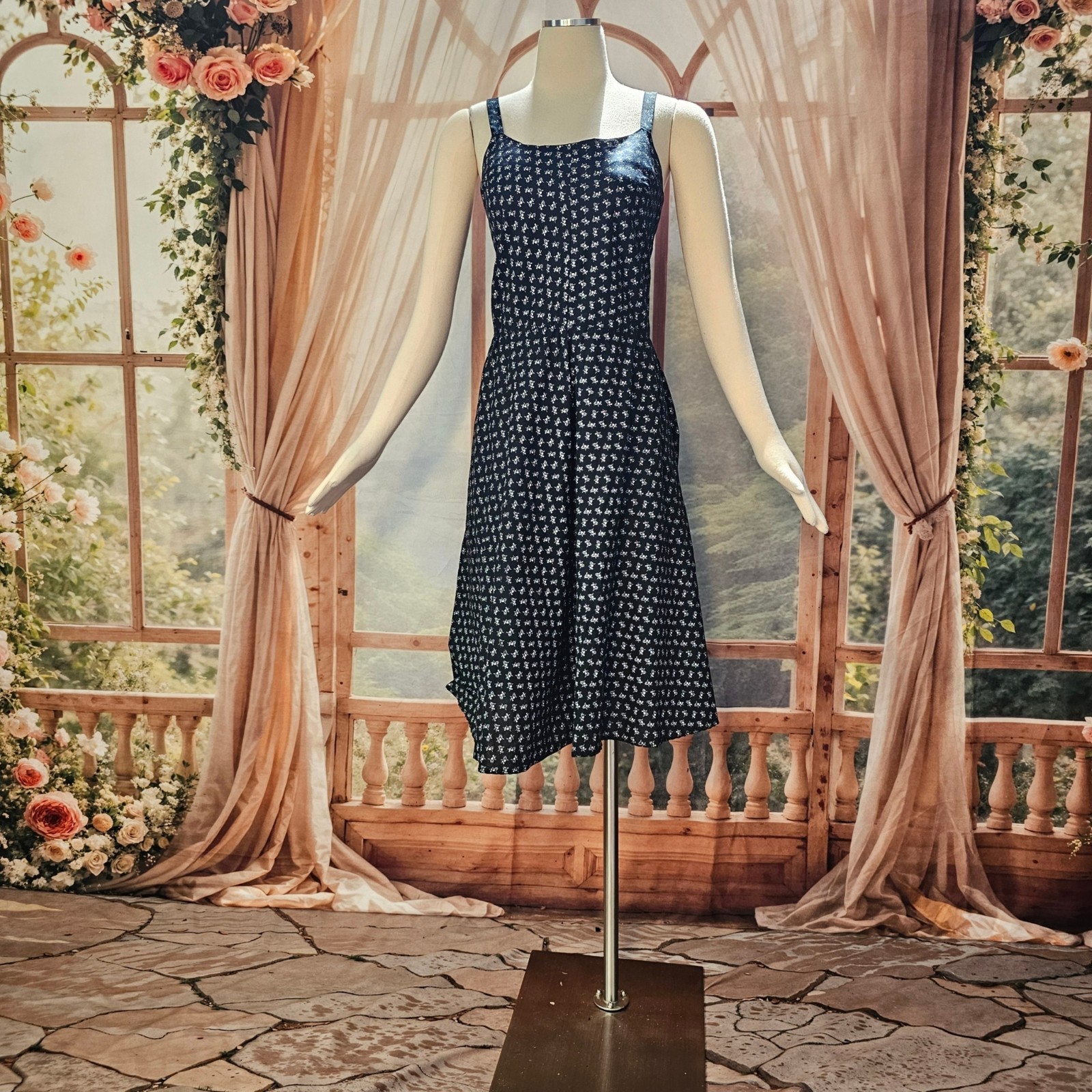 Vintage 1970s Dress Sundress Sleeveless Black White Calico Floral Print Boho