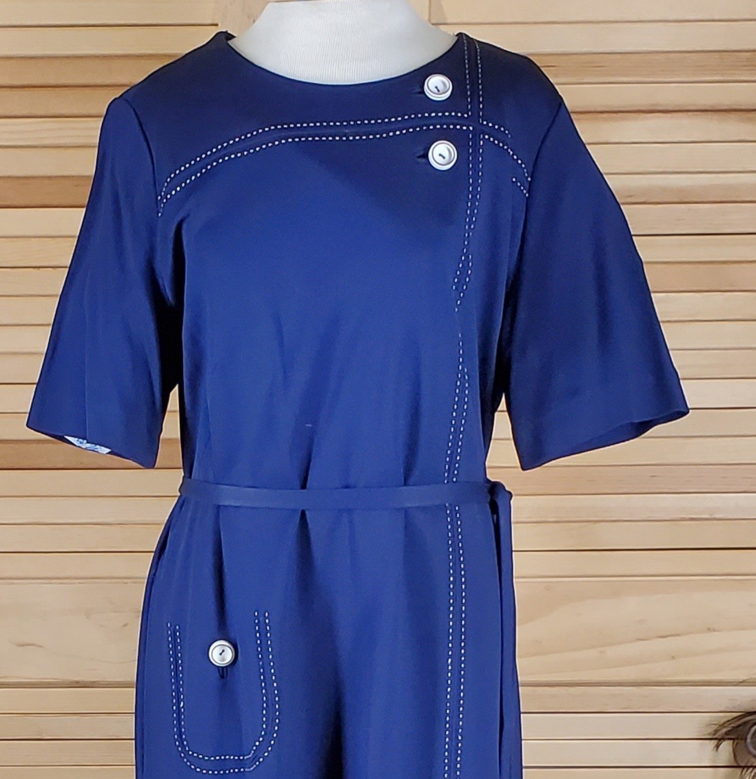 Vintage 60s dress shift navy blue Herbert Levy Chest 22 Hips 22 poly back zipper