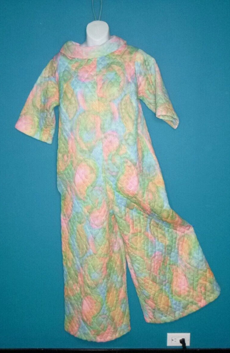 Vtg 60s Quilted Loungewear Jumpsuit Wide Legs MOD Swirl Pink Blue Yellow Sz M/L
