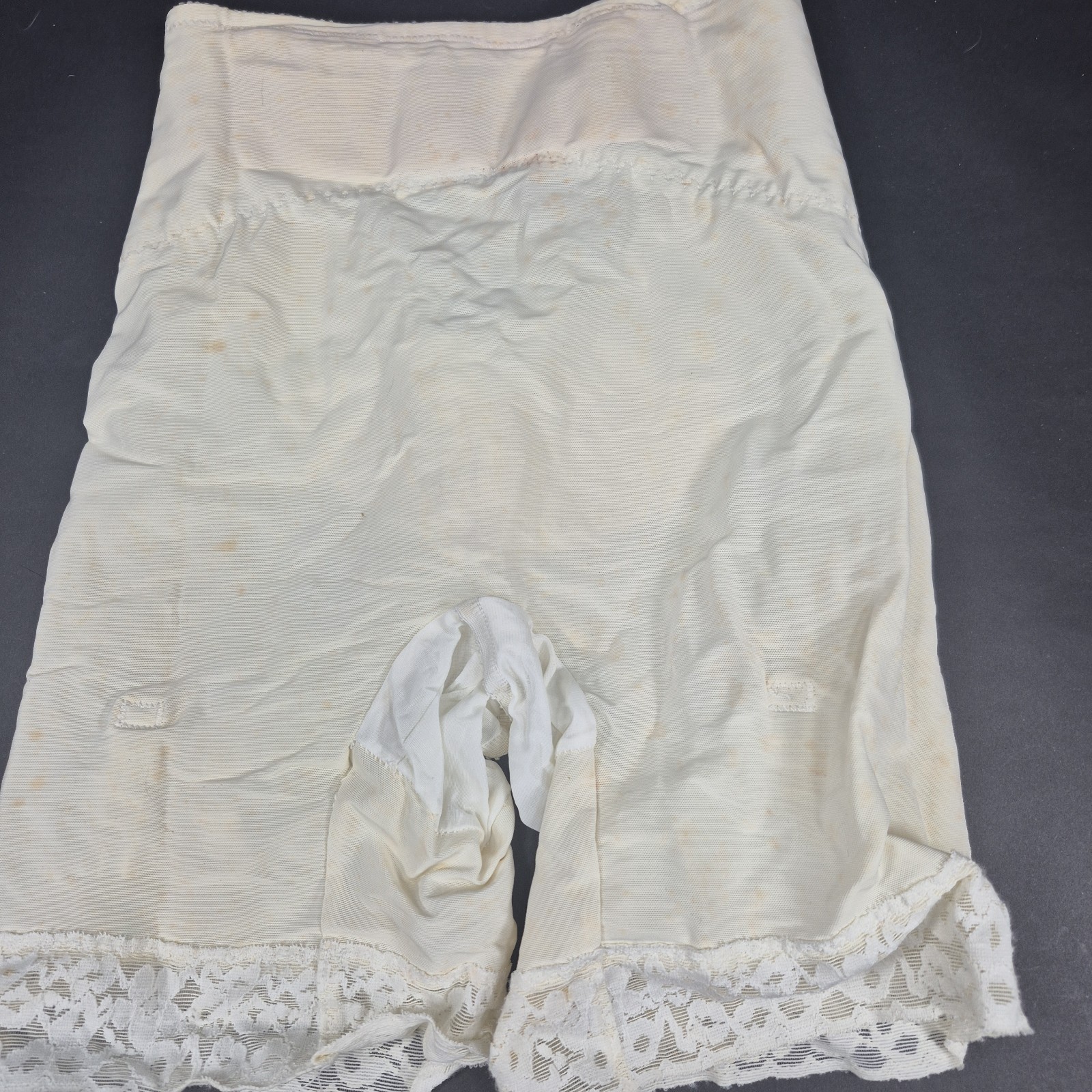 Vintage Beige White Leading Lady Style 751 Control Lace Girdle Pin Up Garters