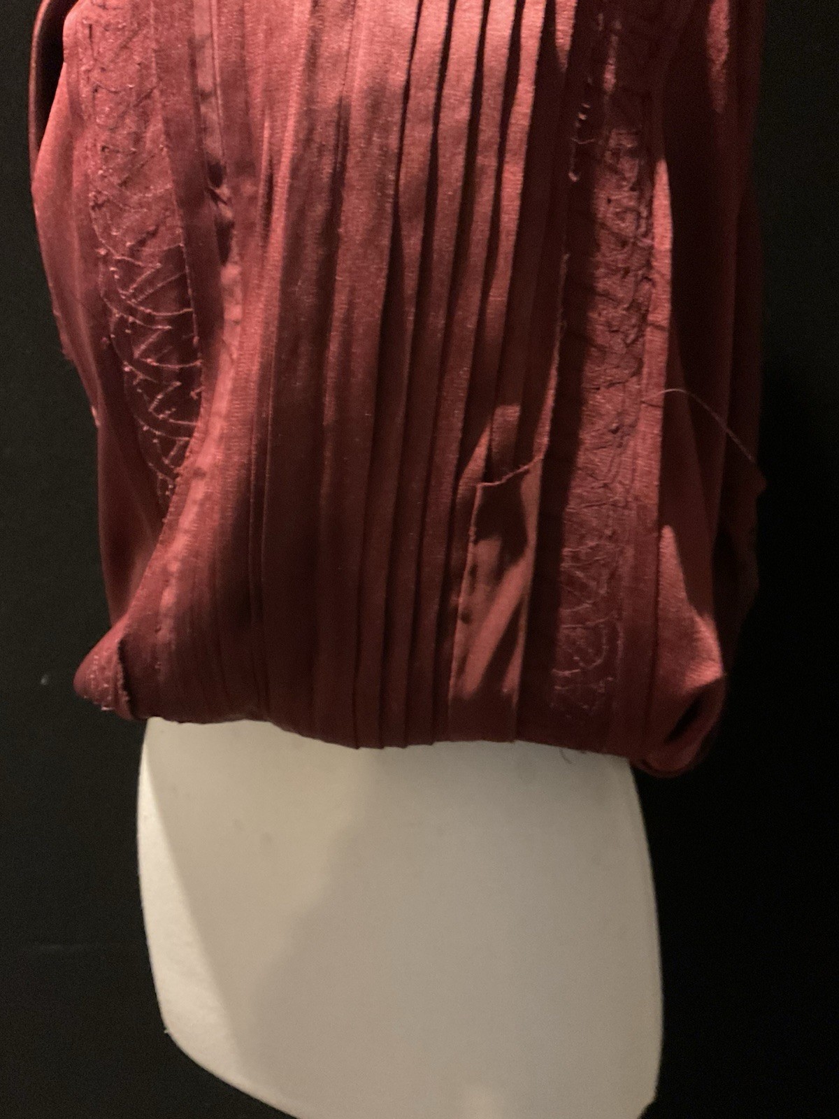 VINTAGE DRESS 30S 40S SATIN BACKED JERSEY DAY DRESS. 44 ORIGINAL BUTTONS. UNIQUE