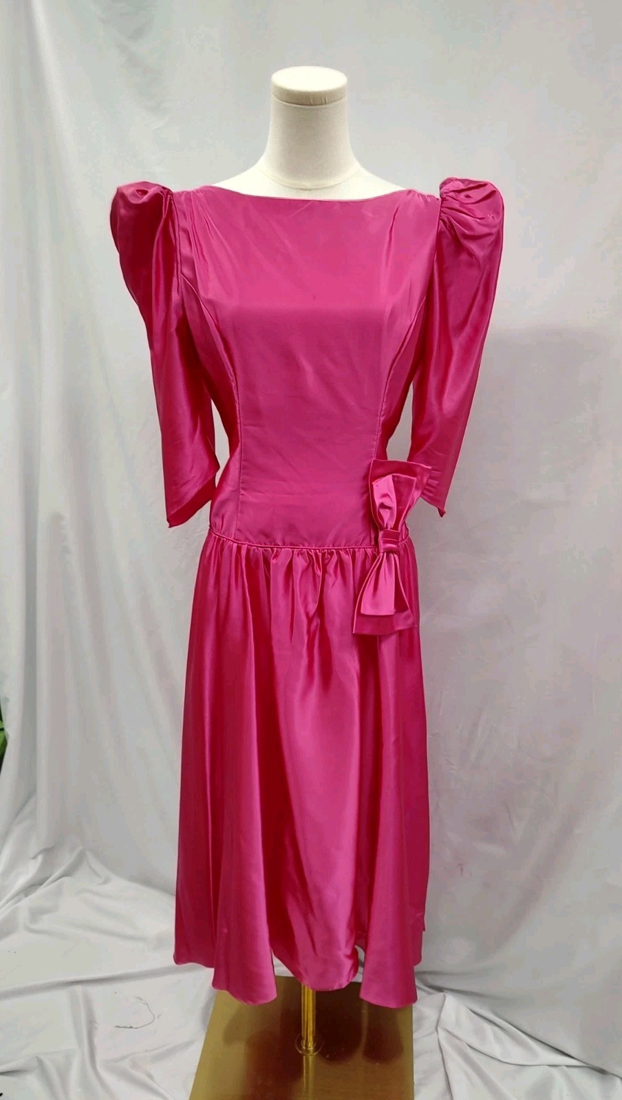 80’s Vintage Dress Hot Pink Liquid Satin Shine Puff Sleeve Bow V Back Gown 13/14