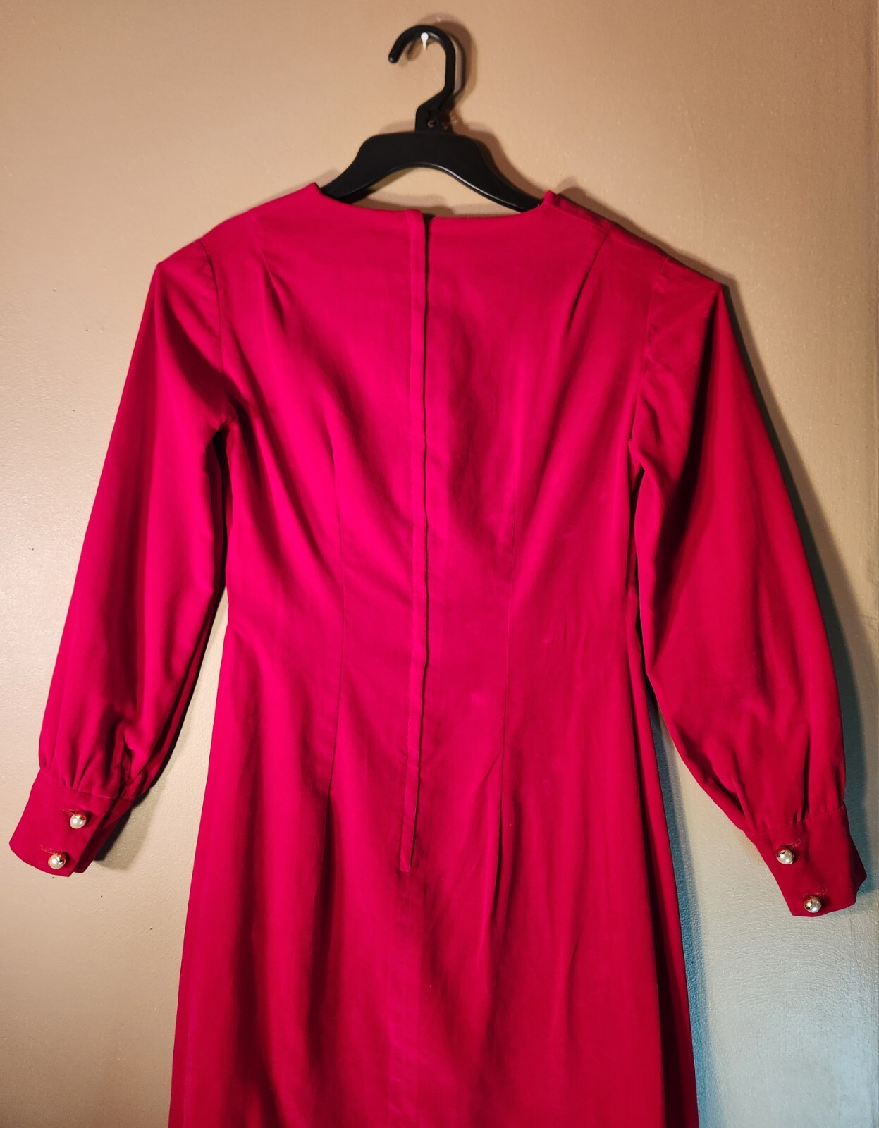 Vintage Red Velvet Dress Pearl Button Cuffs Prom Graduation Party Senior Photos